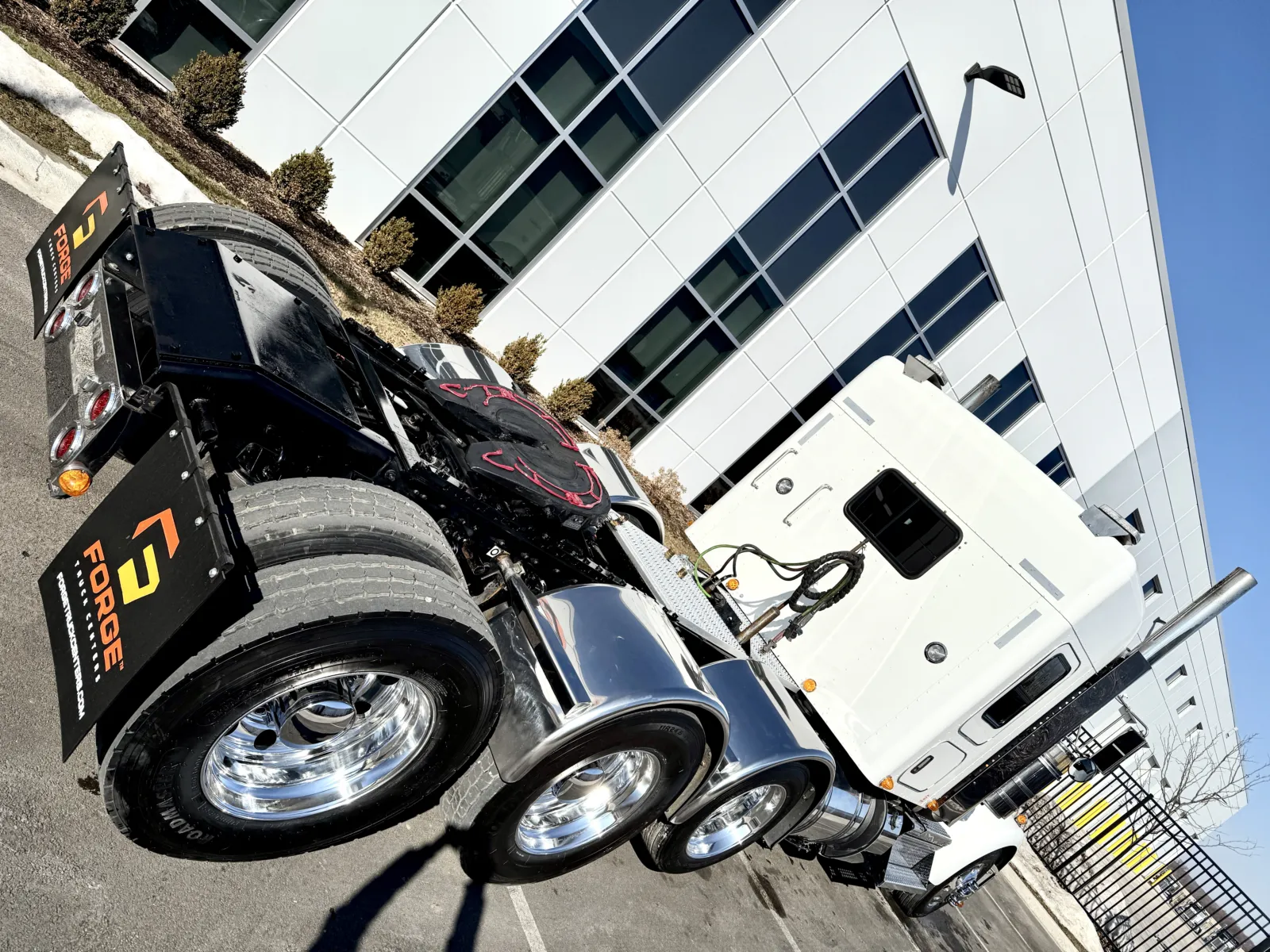 2023 Kenworth W900 - image 11