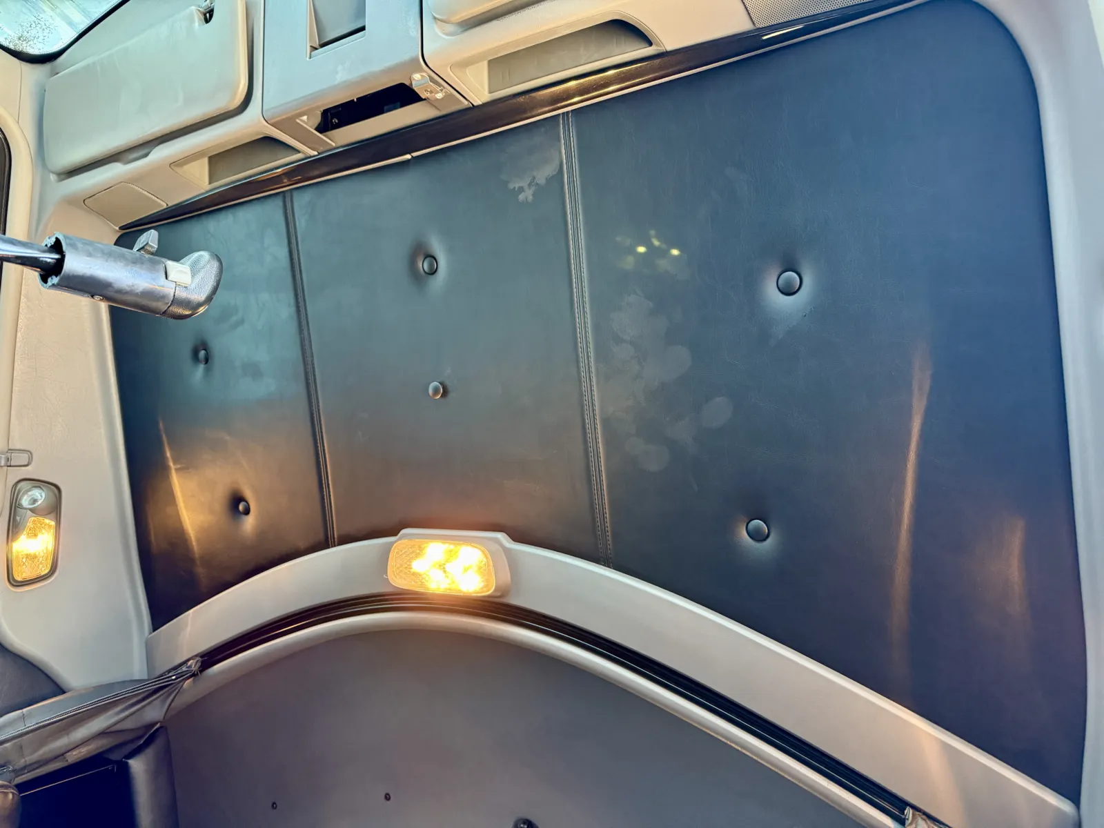 2023 Kenworth W900 - image 21