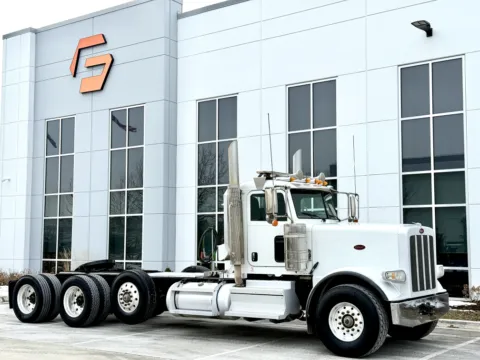 Photos of 2018 PETERBILT 389 for sale in New Lenox, IL at Forge Truck Centers - Illinois