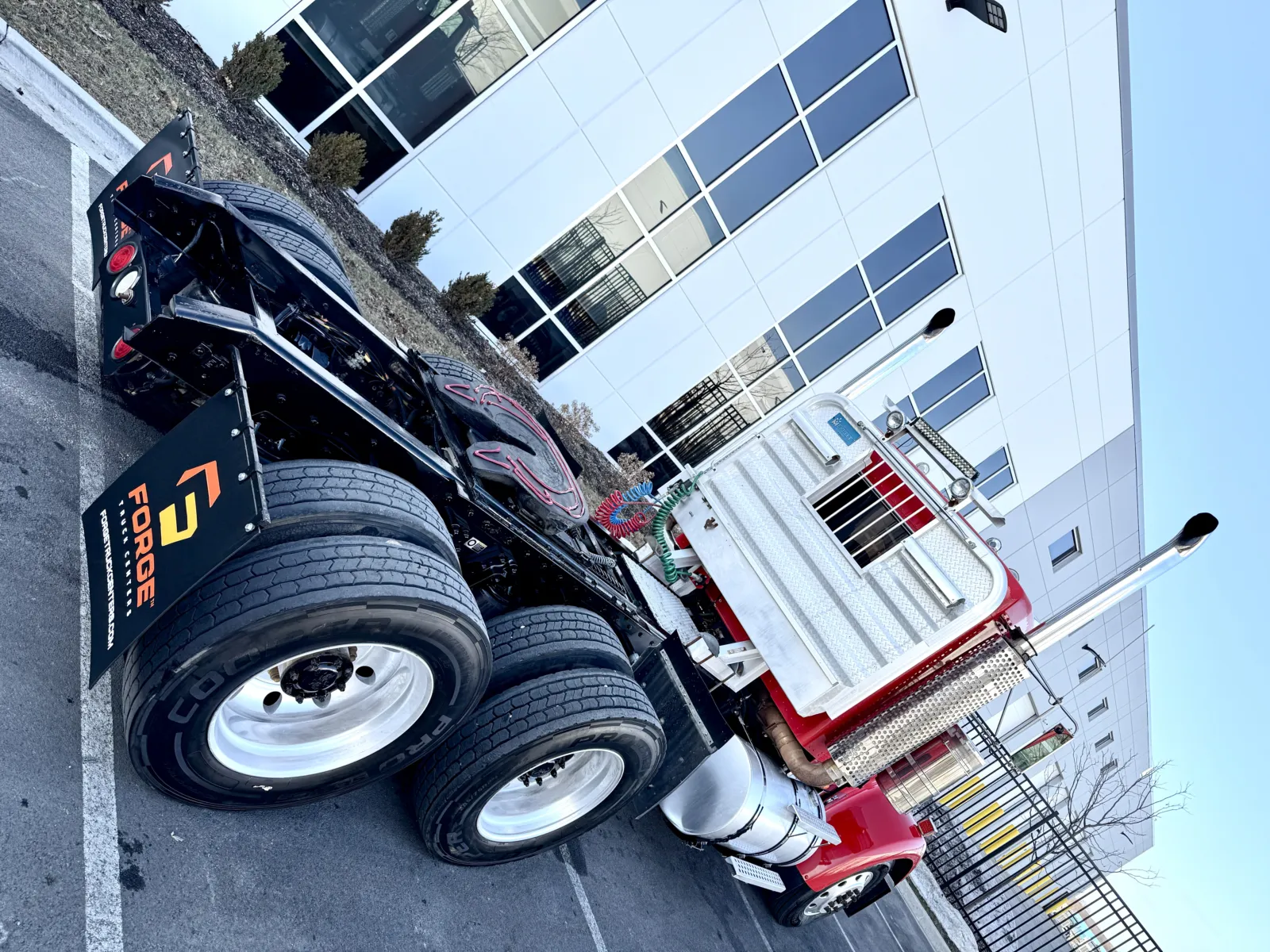 2001 Kenworth W900 - image 11