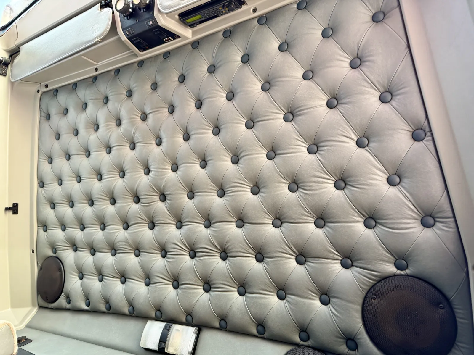 2001 Kenworth W900 - image 21