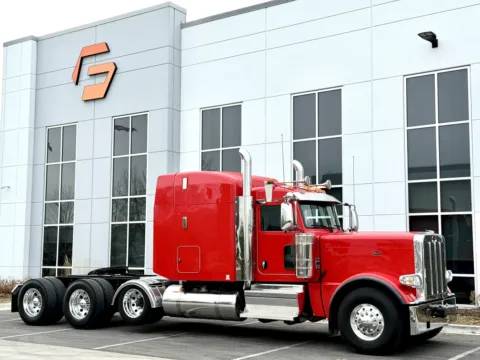 Photos of 2024 PETERBILT 389 for sale in New Lenox, IL at Forge Truck Centers - Illinois