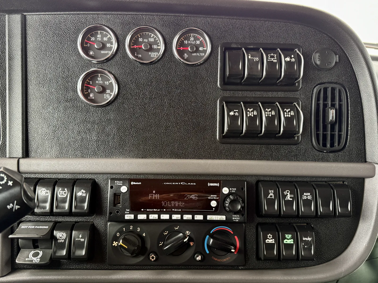 2024 Peterbilt 389 - image 18