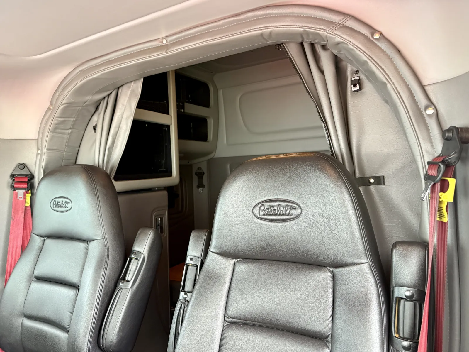 2024 Peterbilt 389 - image 20