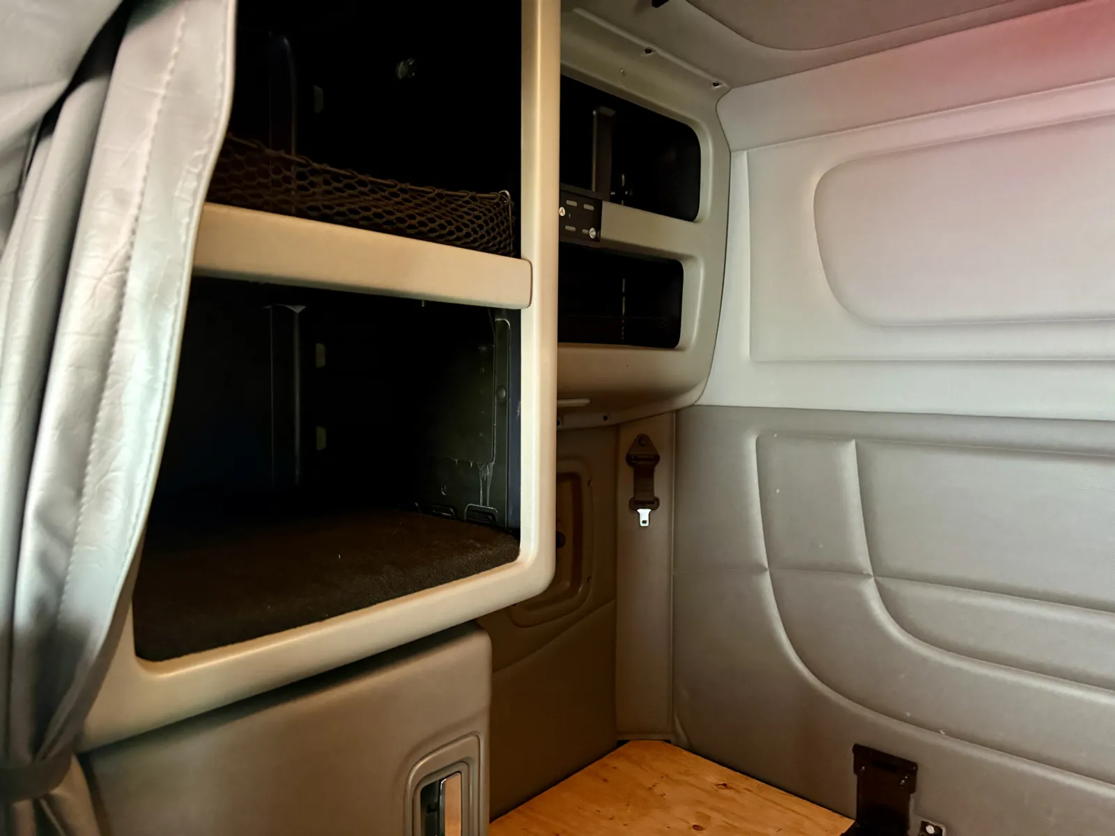 2024 Peterbilt 389 - image 22