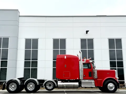 Another view of 2024 PETERBILT 389 for sale in New Lenox, IL at Forge Truck Centers - Illinois
