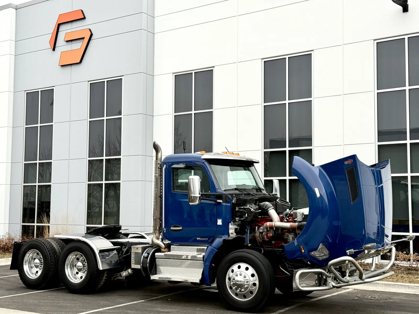 2019 Kenworth T880 - image 9