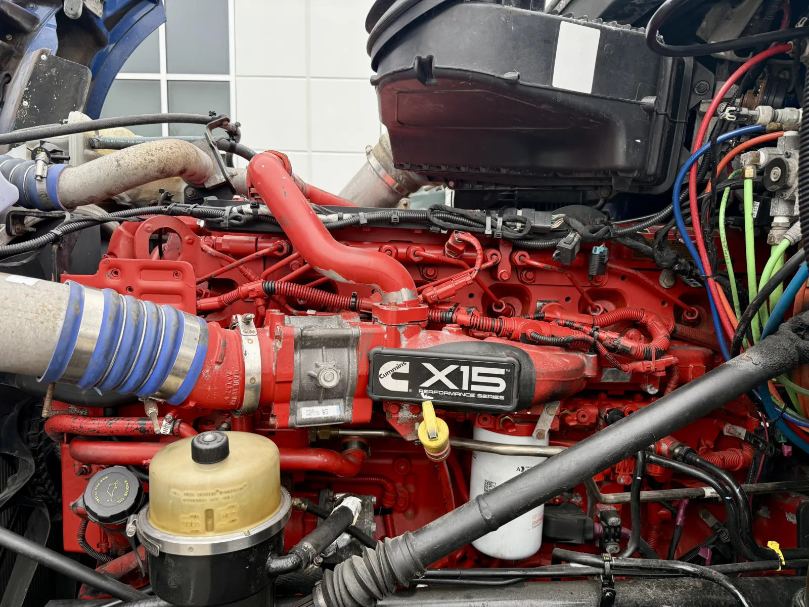 2019 Kenworth T880 - image 12