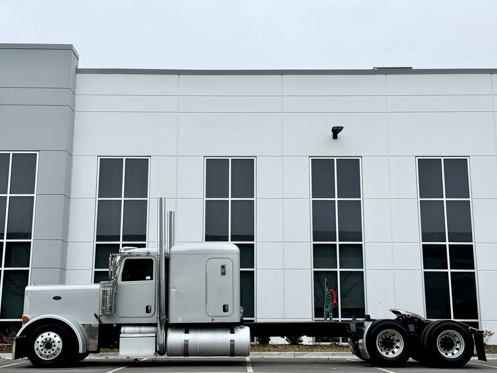 2007 Peterbilt - image 4