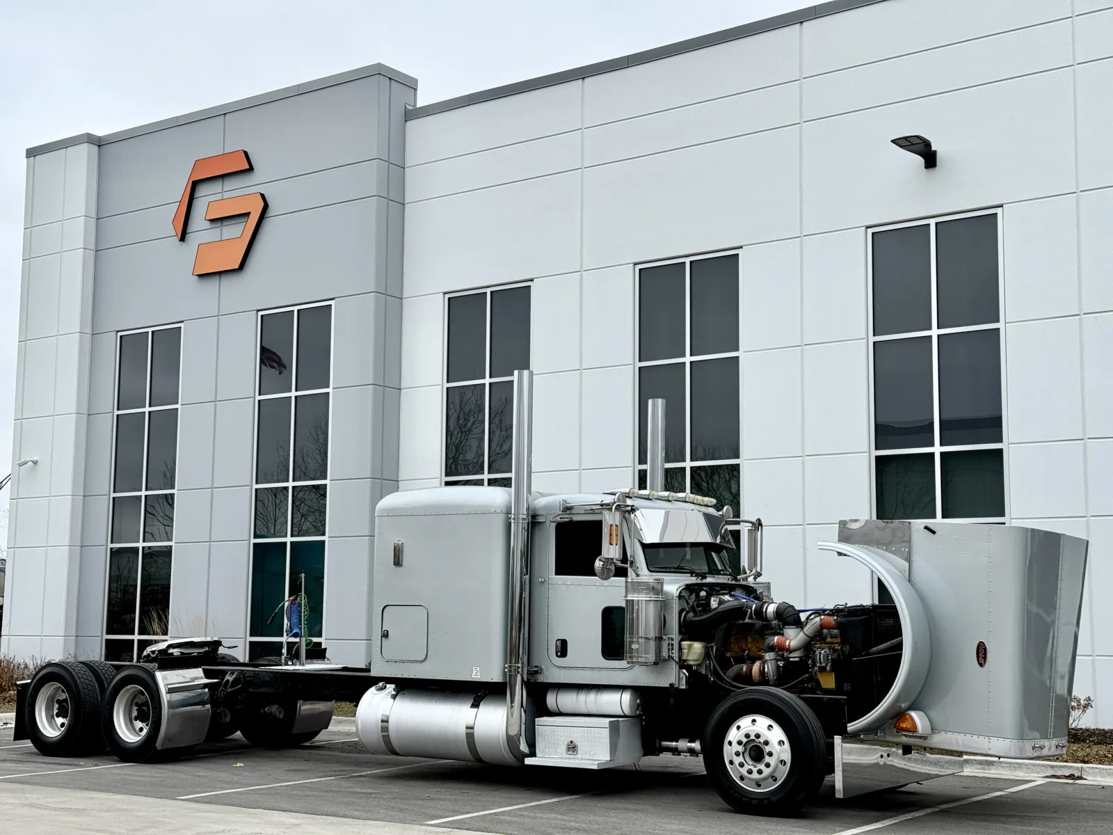 2007 Peterbilt - image 9