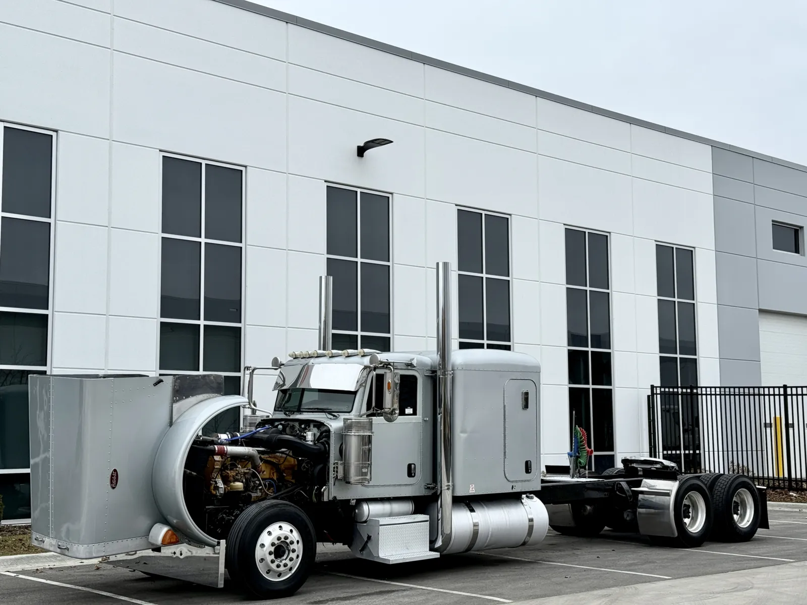2007 Peterbilt - image 10