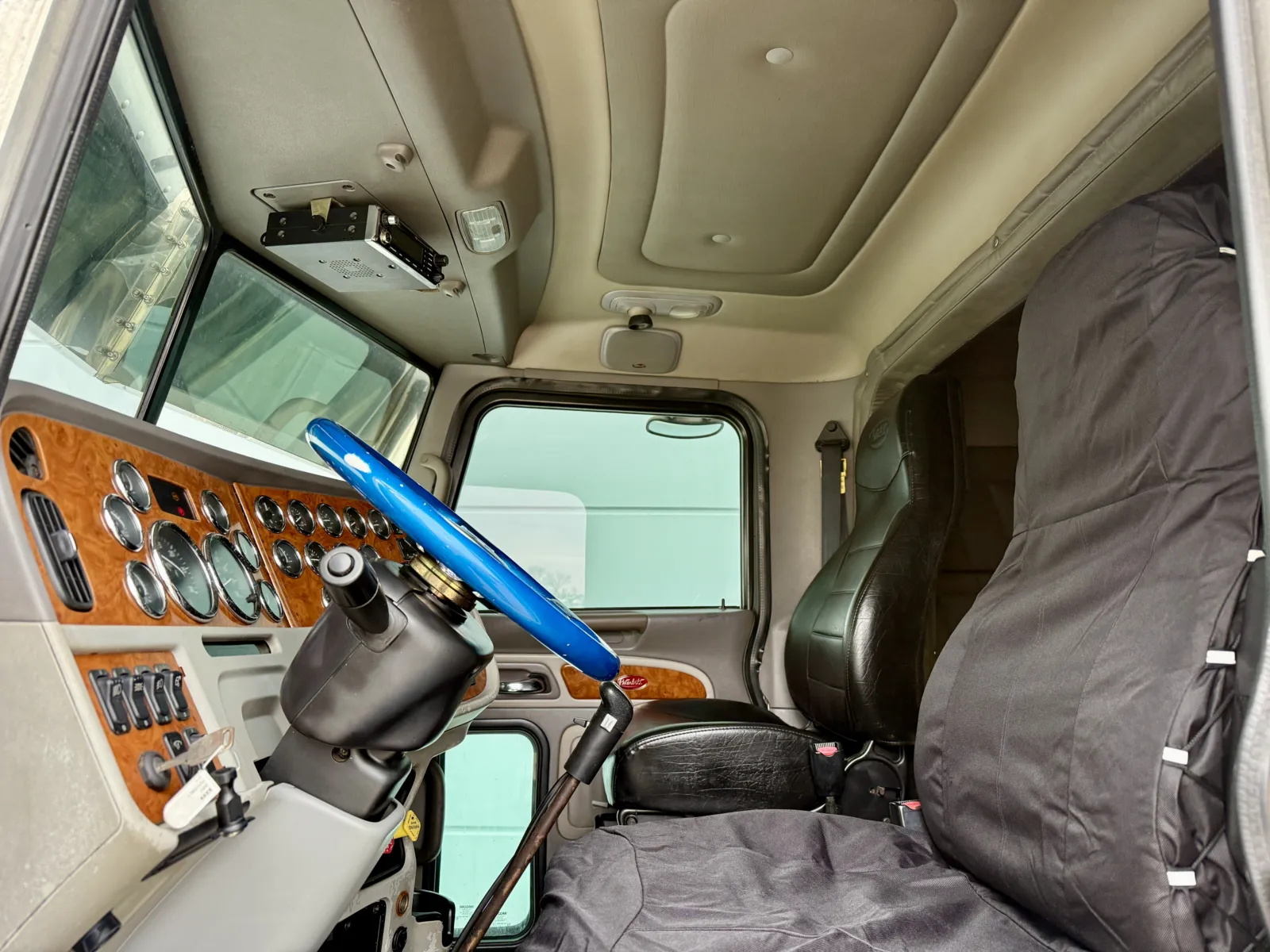 2007 Peterbilt - image 14