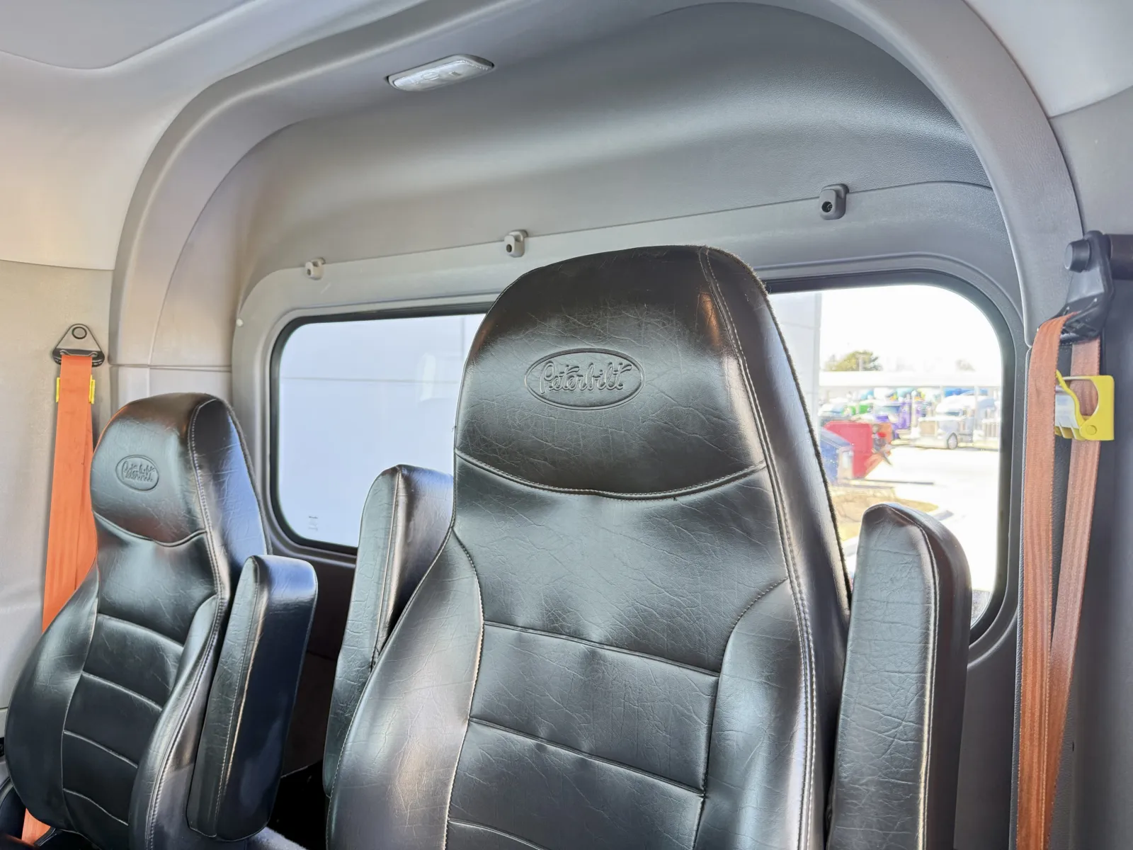 2023 Peterbilt 389 - image 20