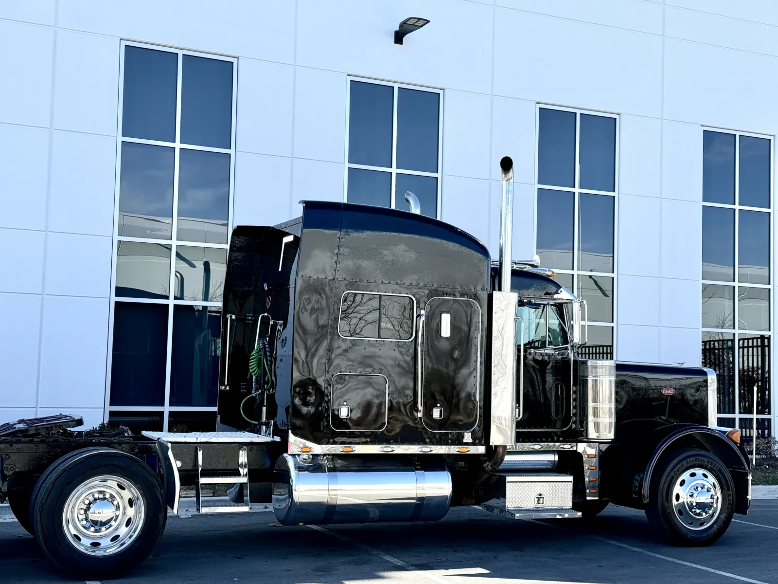 2000 Peterbilt - image 7