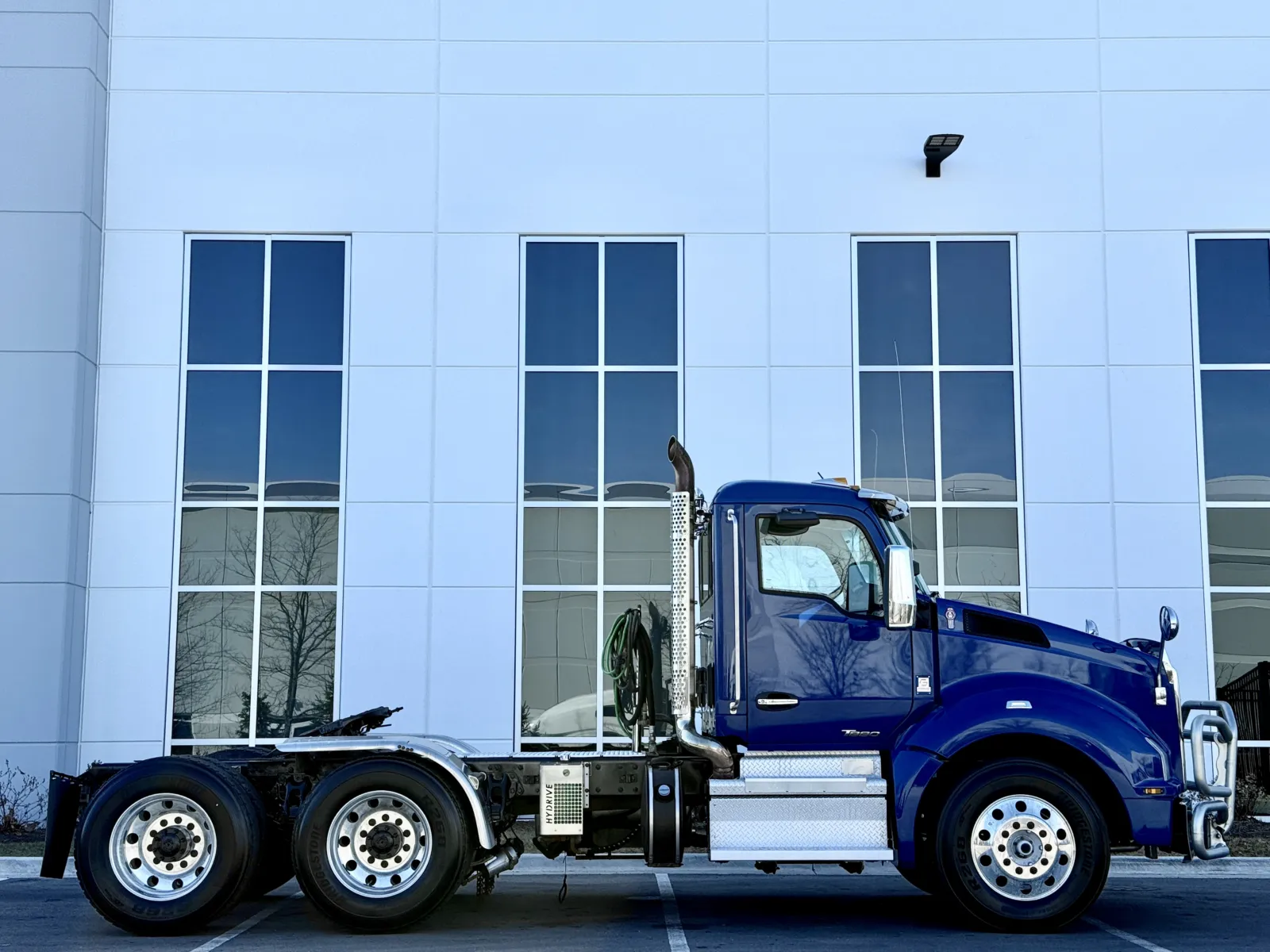 2019 Kenworth T880 - image 3