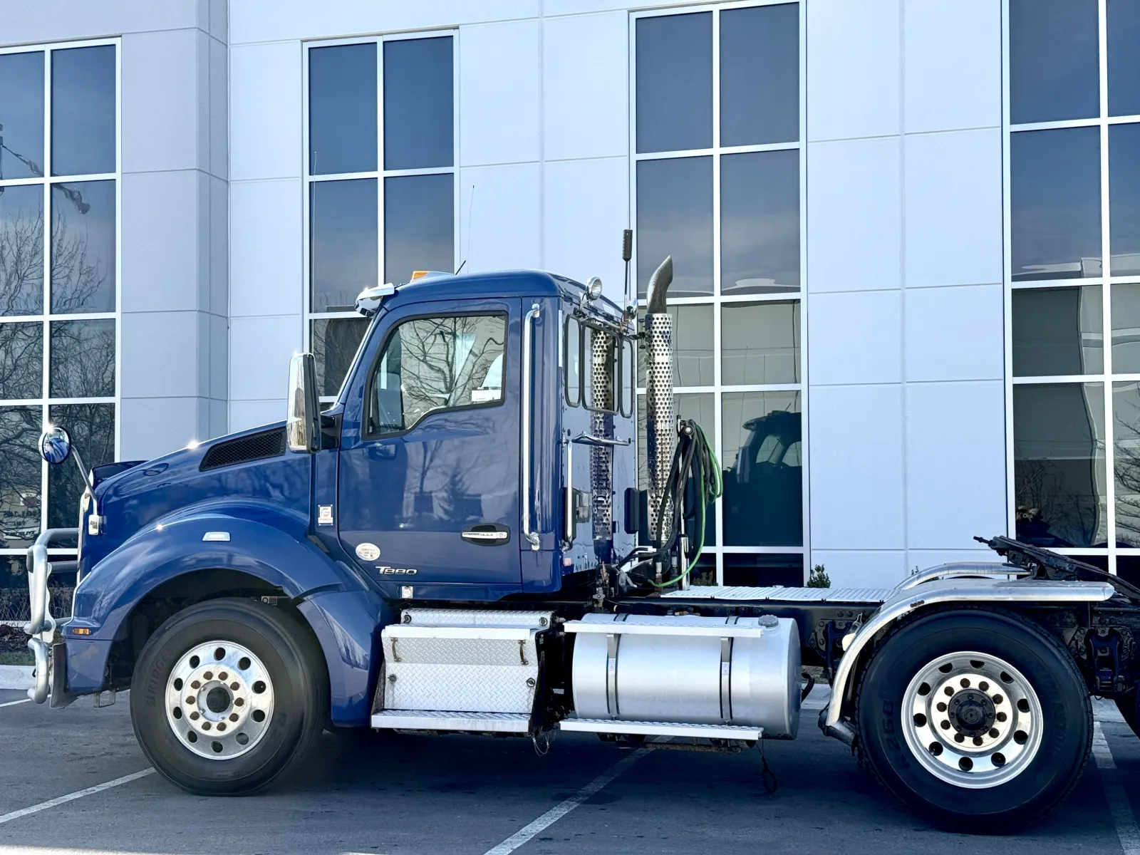 2019 Kenworth T880 - image 8