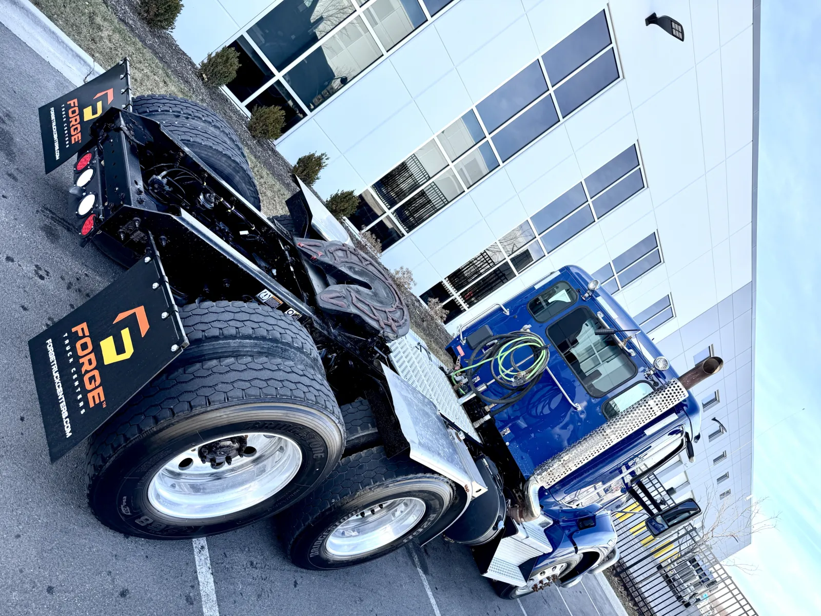 2019 Kenworth T880 - image 11