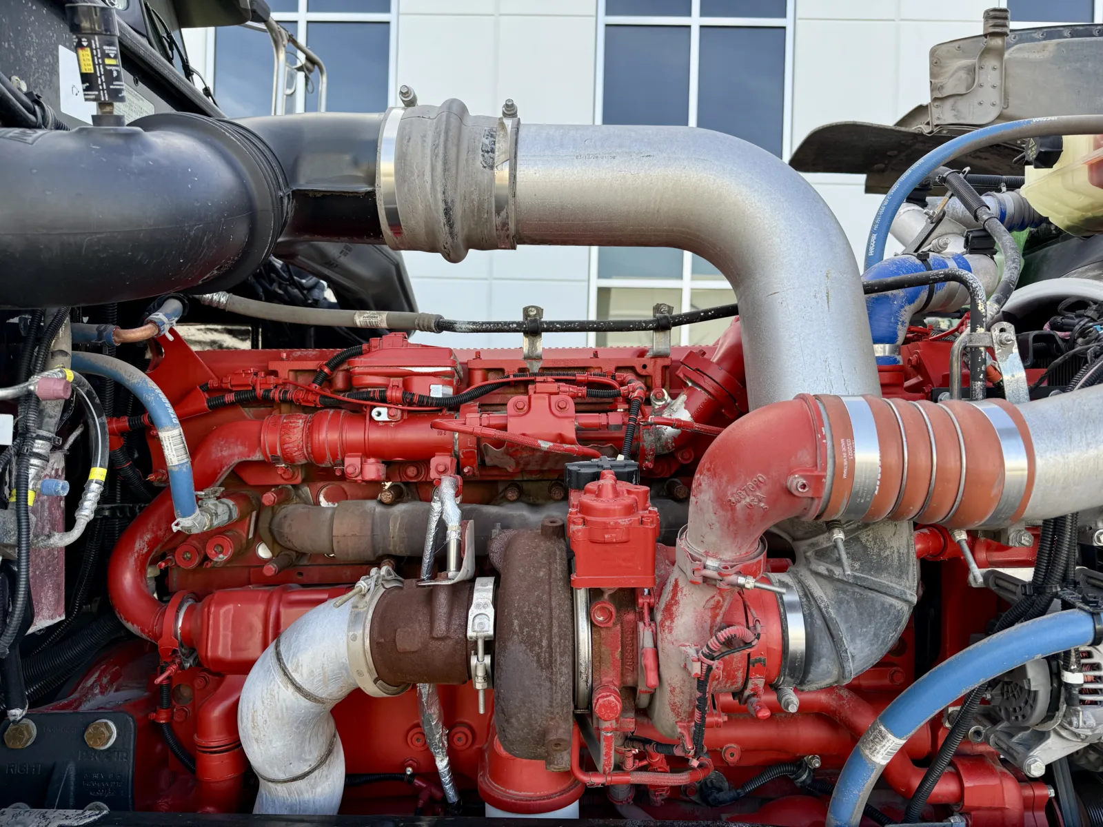 2021 Peterbilt 389 - image 13