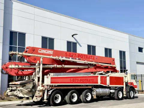 More photos of 2007 MACK MR688S at Forge Truck Centers - Illinois, IL