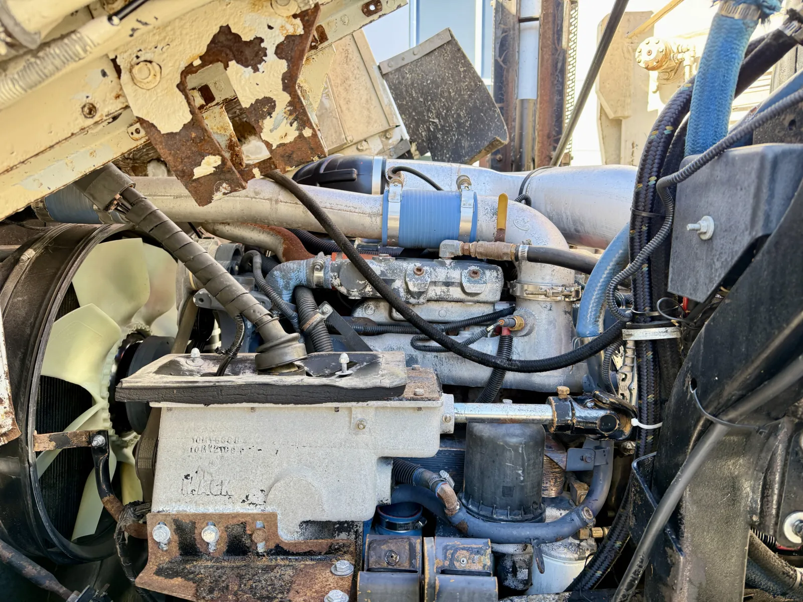 2007 Mack - image 12