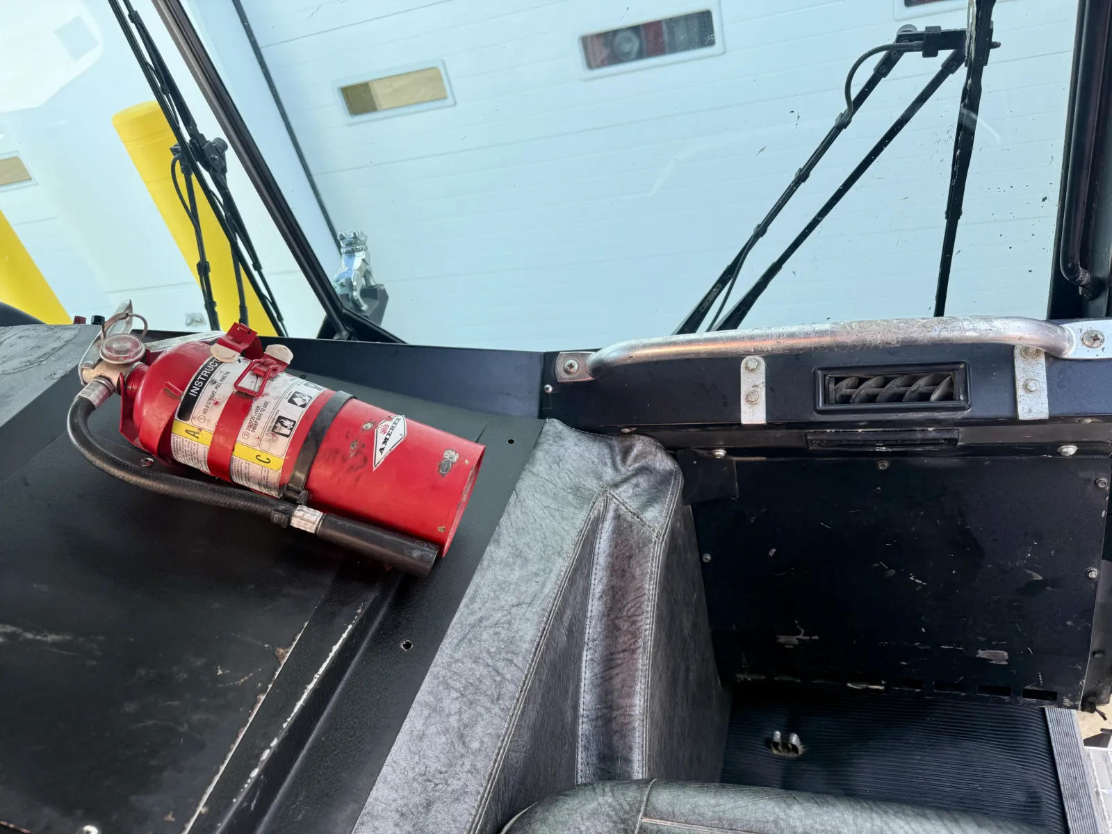 2007 Mack - image 19