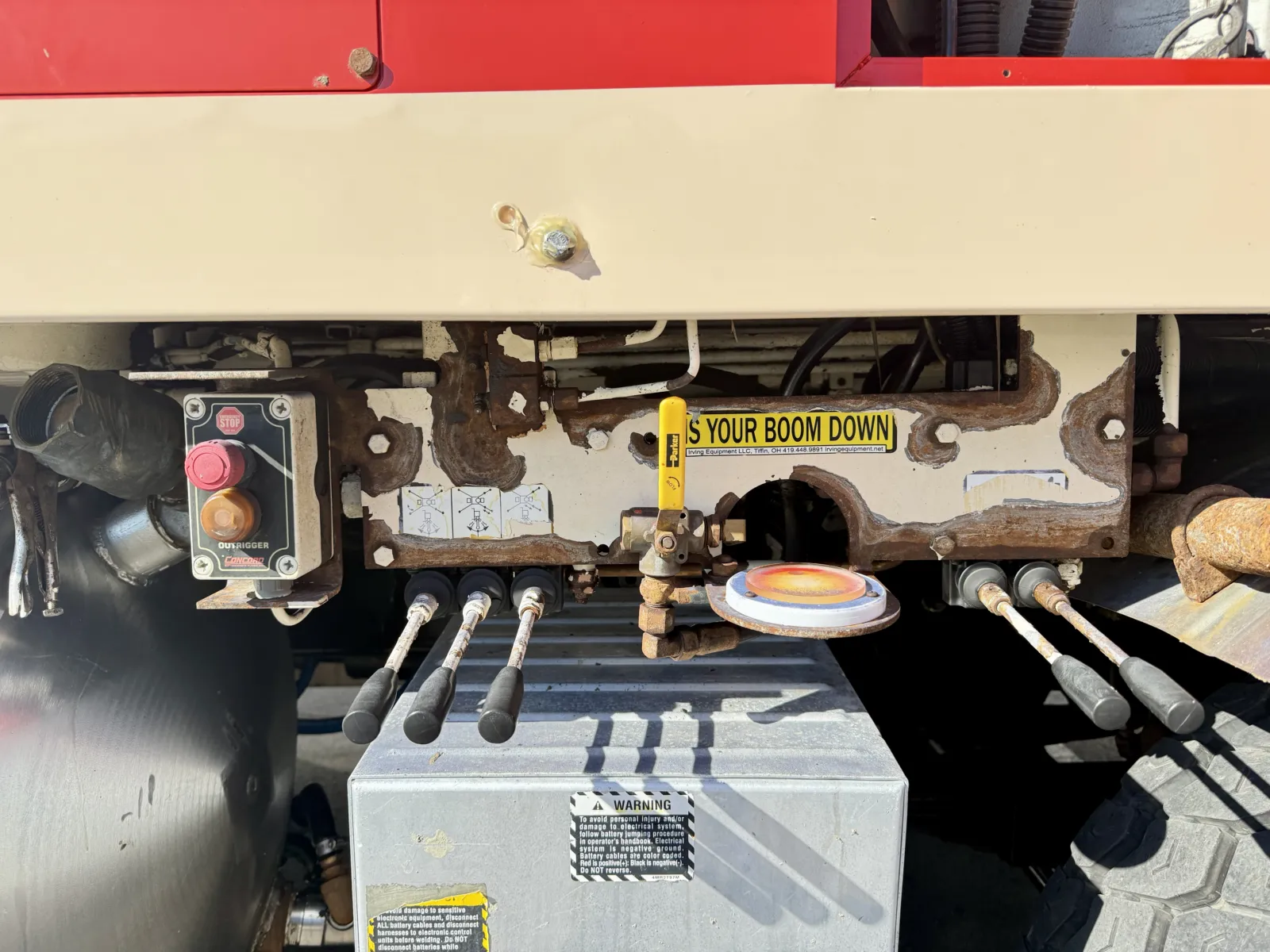 2007 Mack - image 24