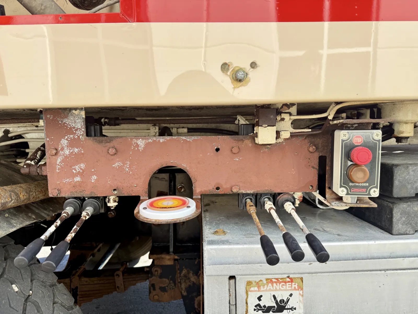 2007 Mack - image 26