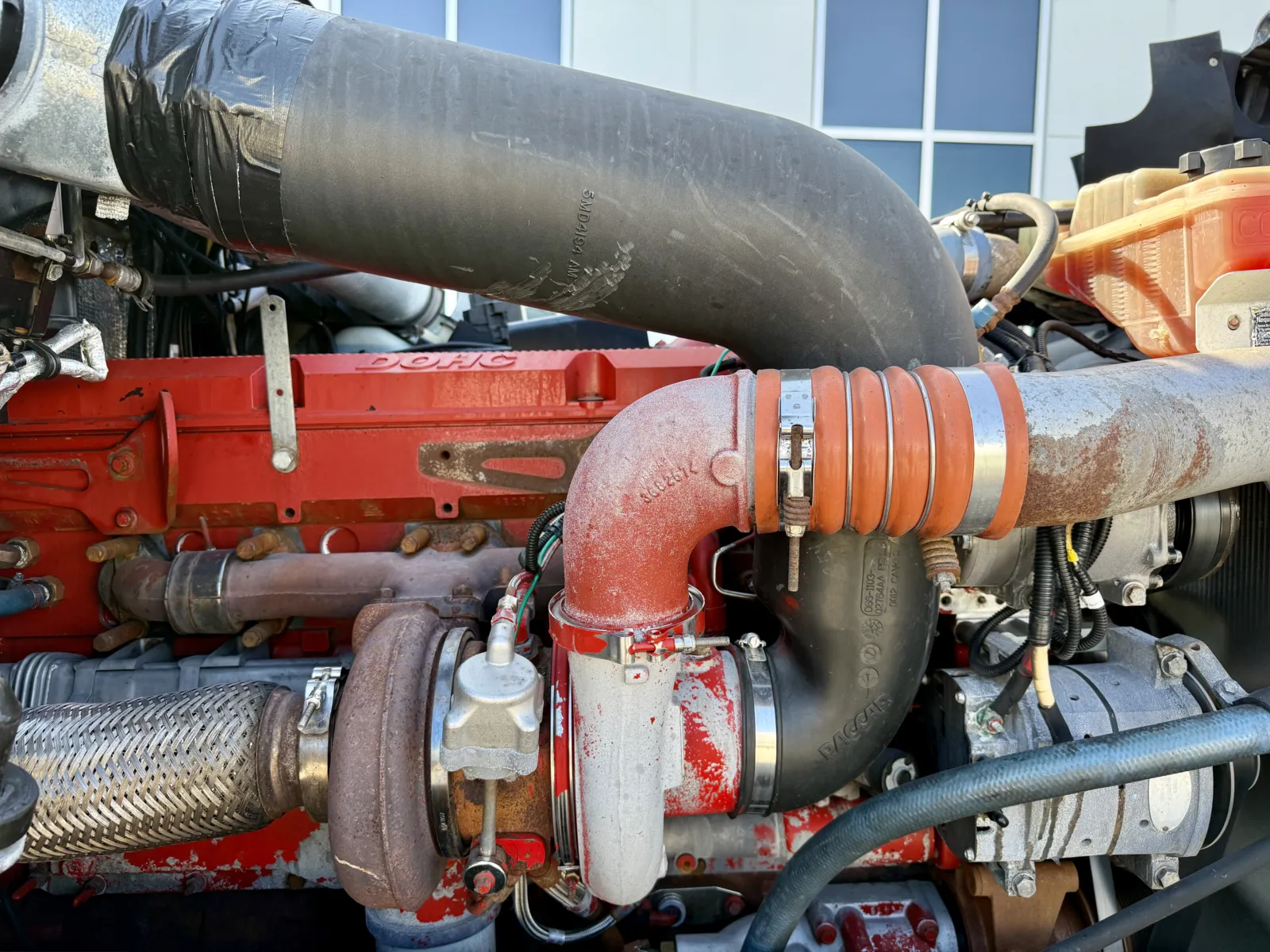 2011 Kenworth T800 - image 29