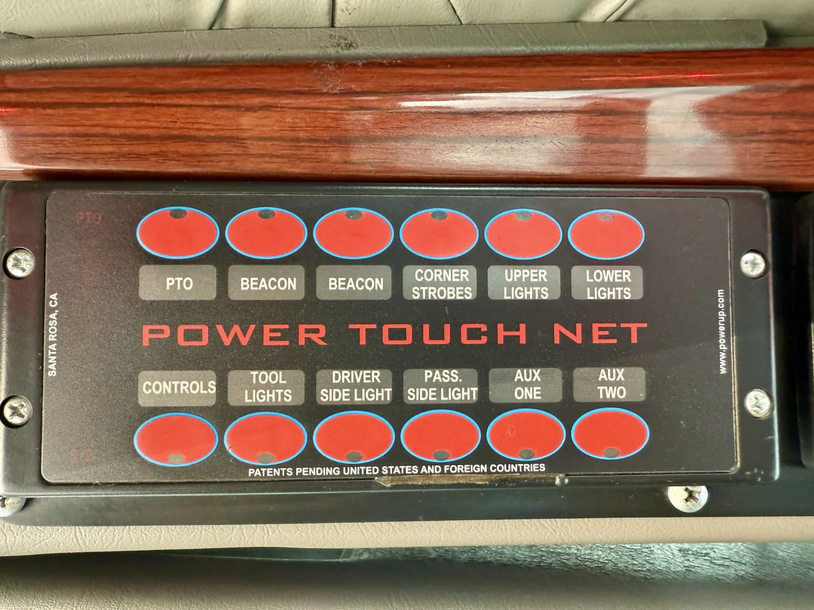 2011 Kenworth T800 - image 39