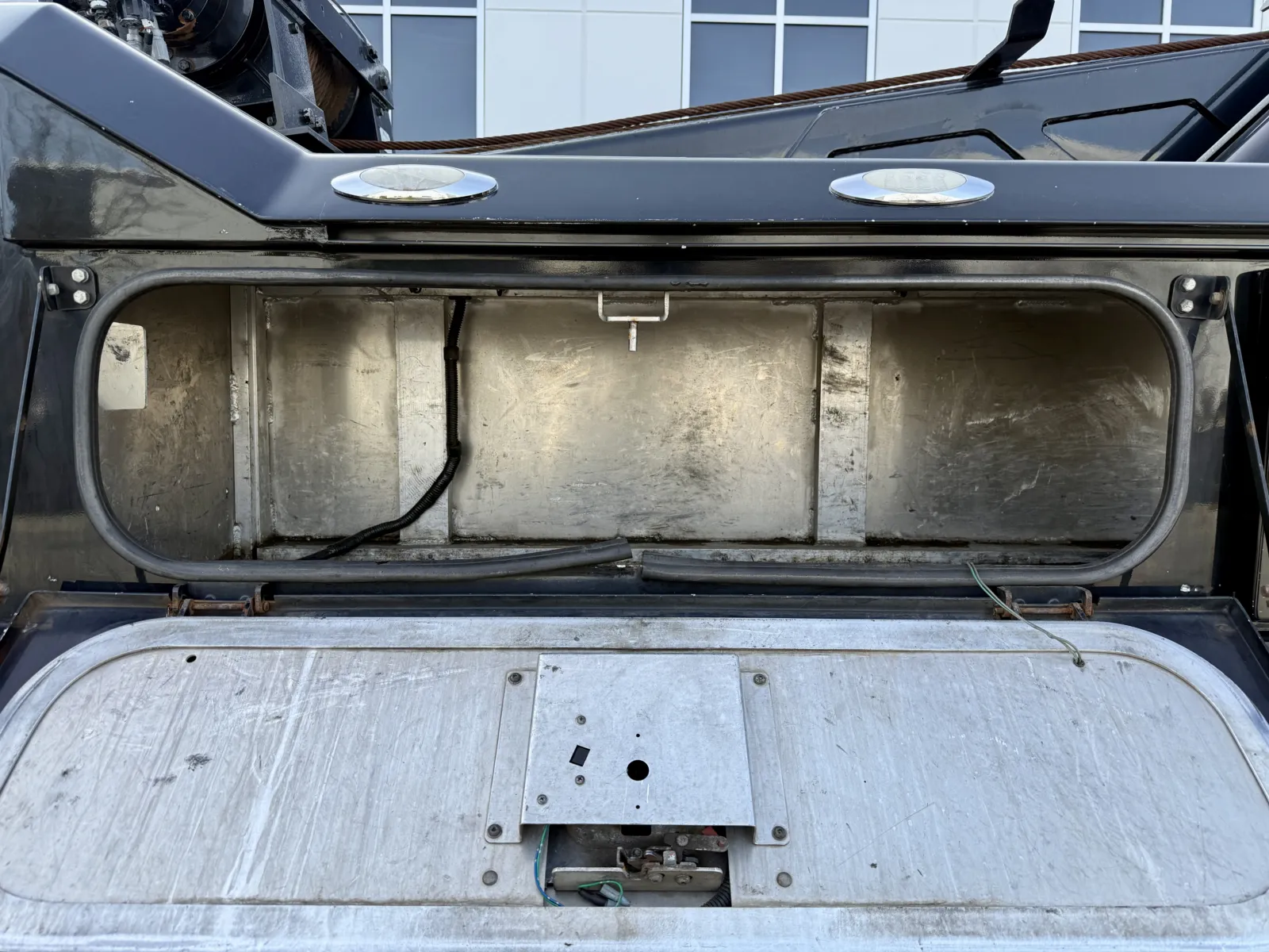 2017 Peterbilt 389 - image 18