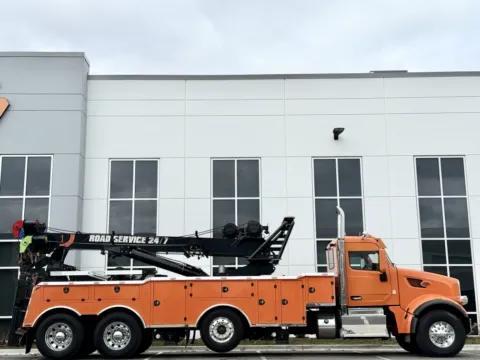 Another view of 2017 PETERBILT 567 for sale in New Lenox, IL at Forge Truck Centers - Illinois