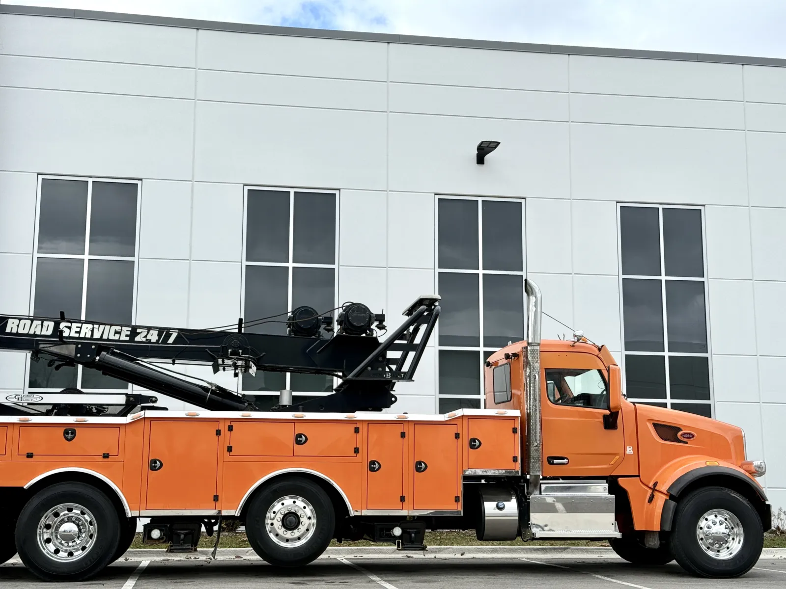 2017 Peterbilt 567 - image 7