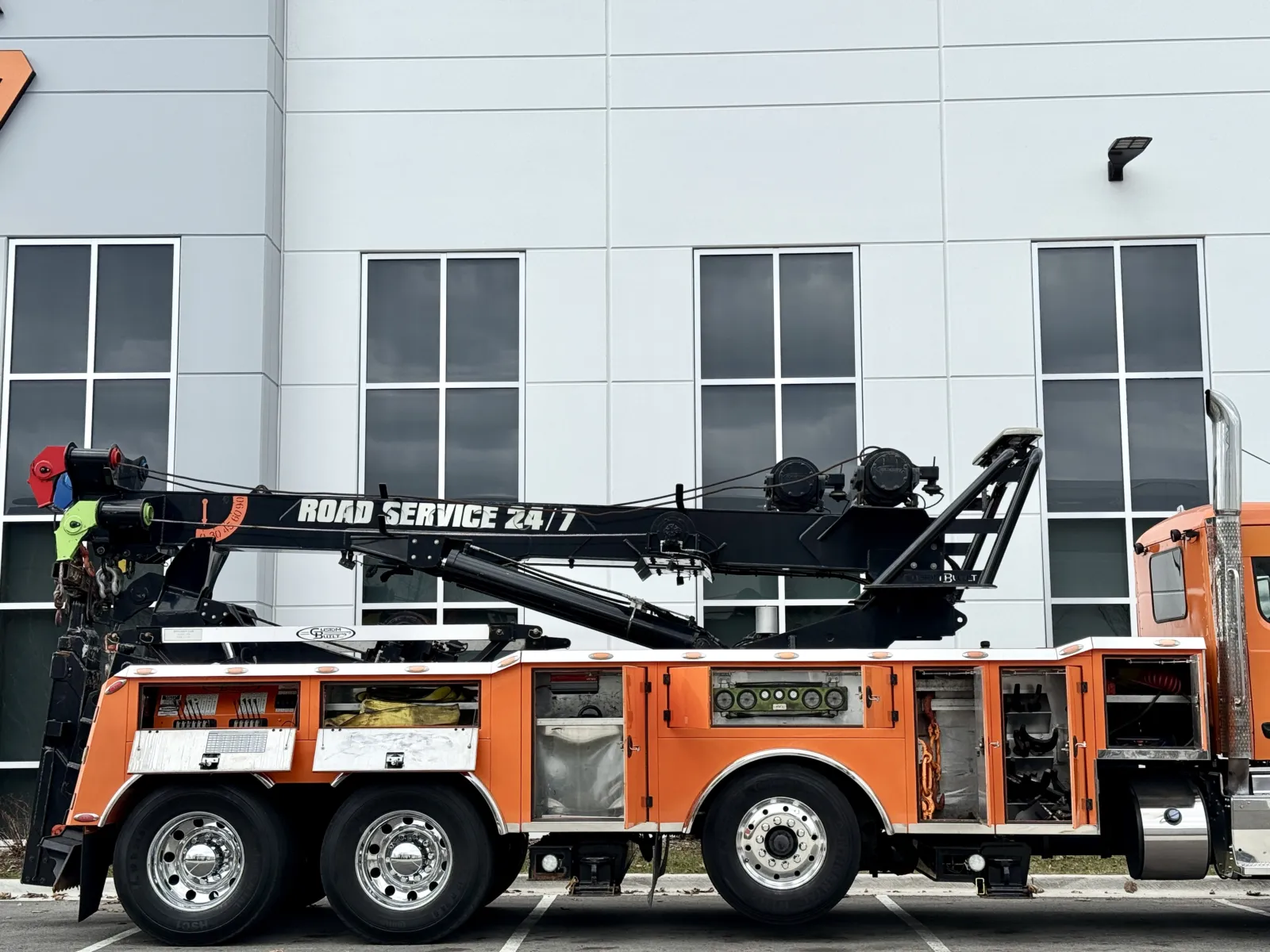 2017 Peterbilt 567 - image 9