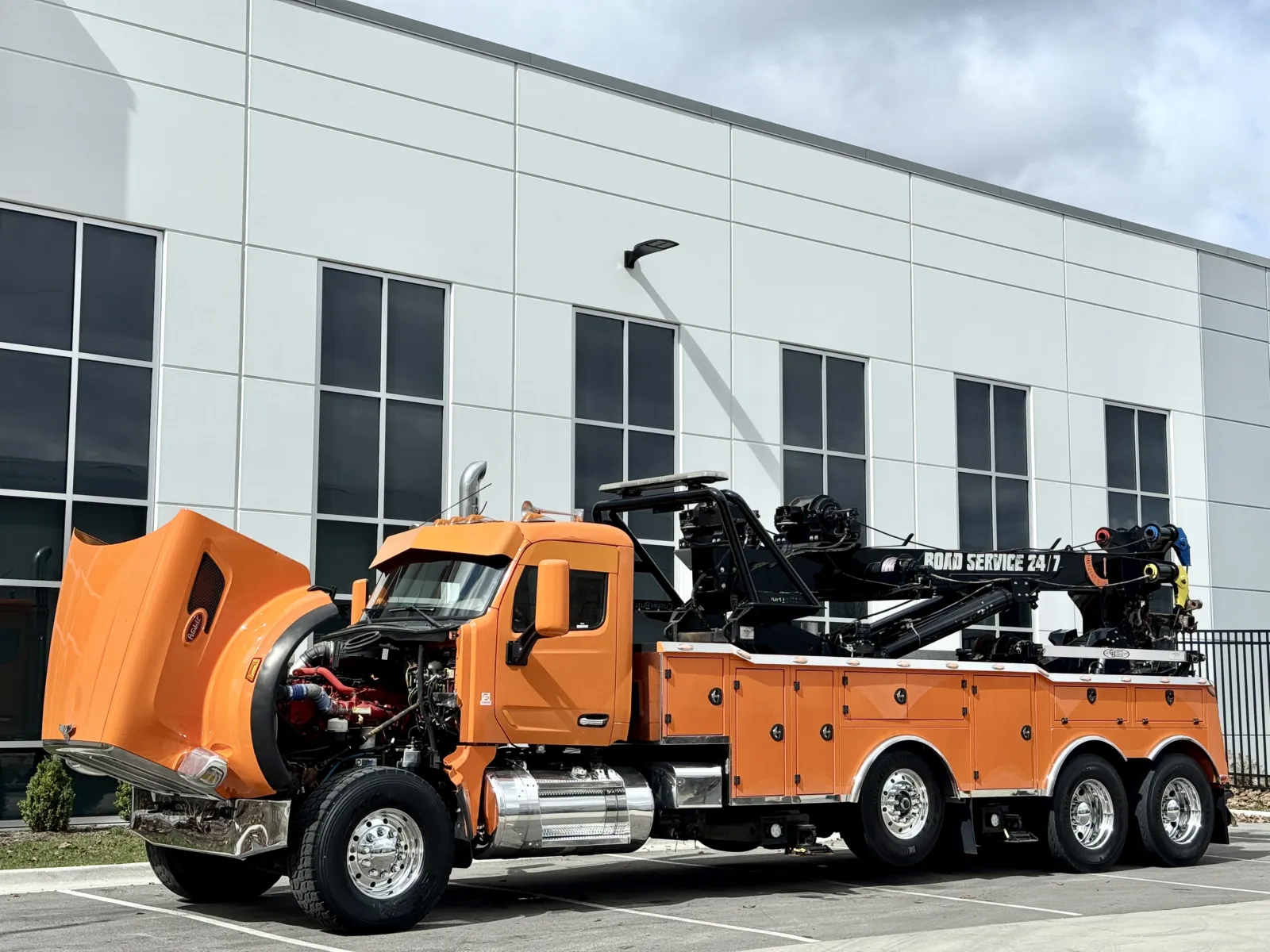 2017 Peterbilt 567 - image 12