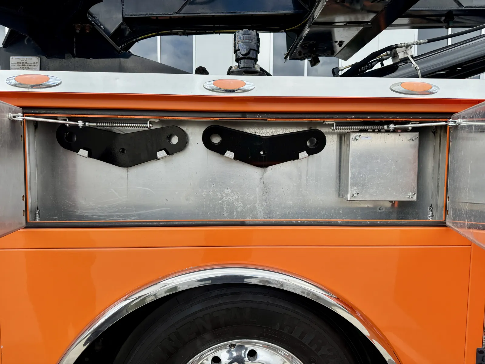 2017 Peterbilt 567 - image 24