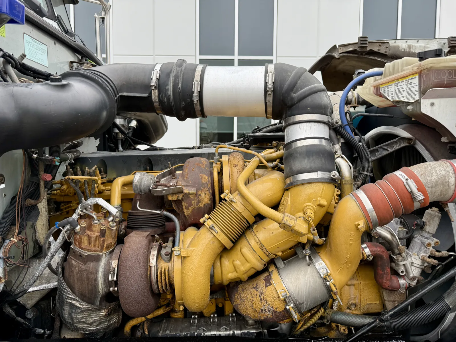 2008 Peterbilt - image 13