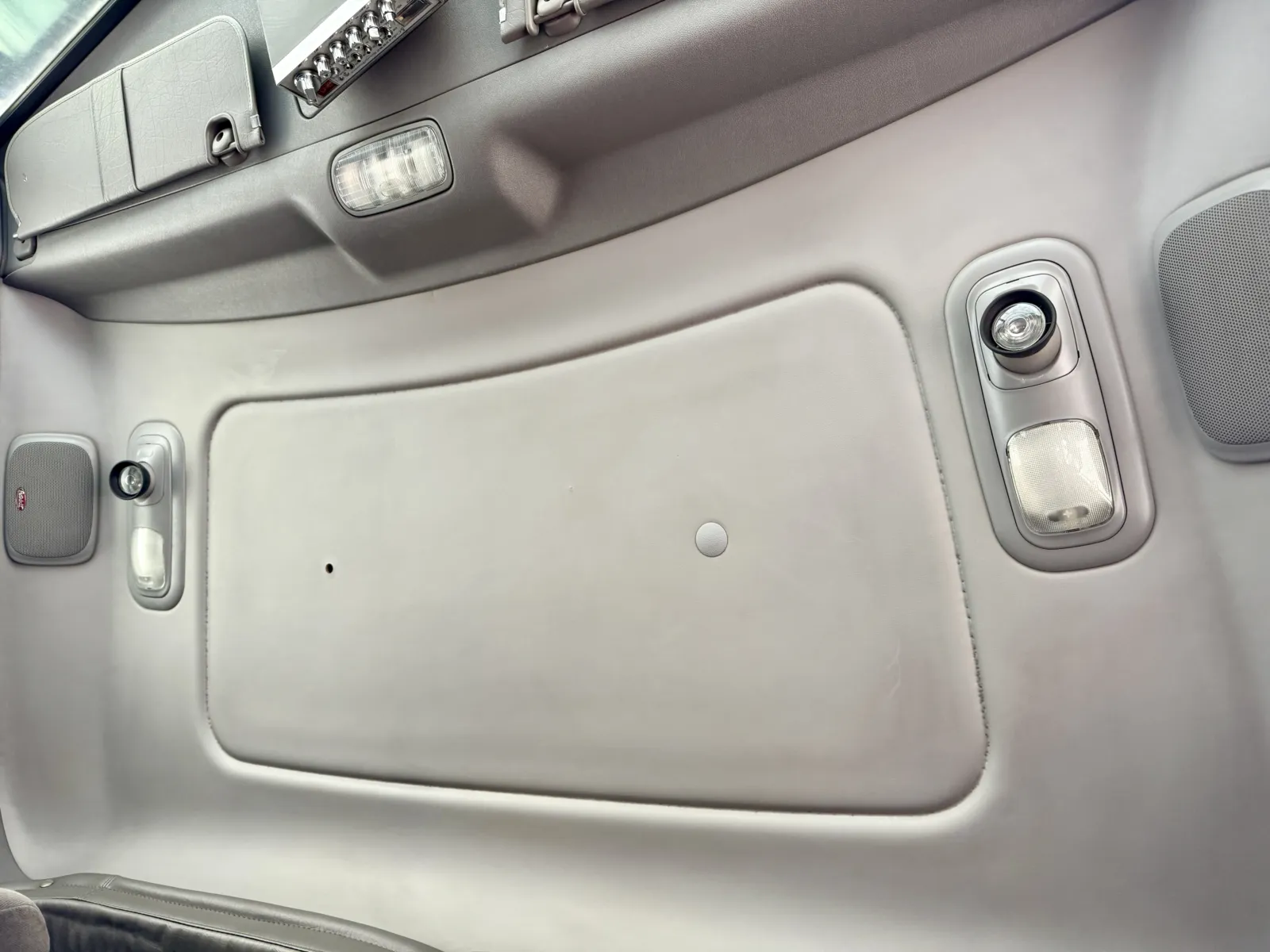 2008 Peterbilt - image 21