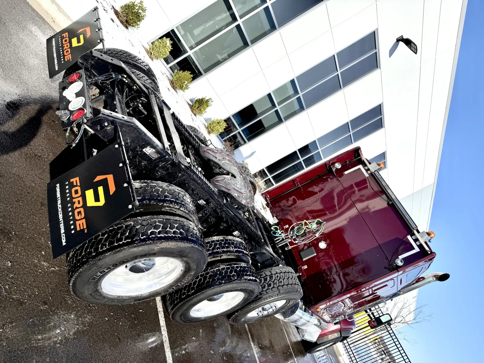 2024 Kenworth W990 - image 11