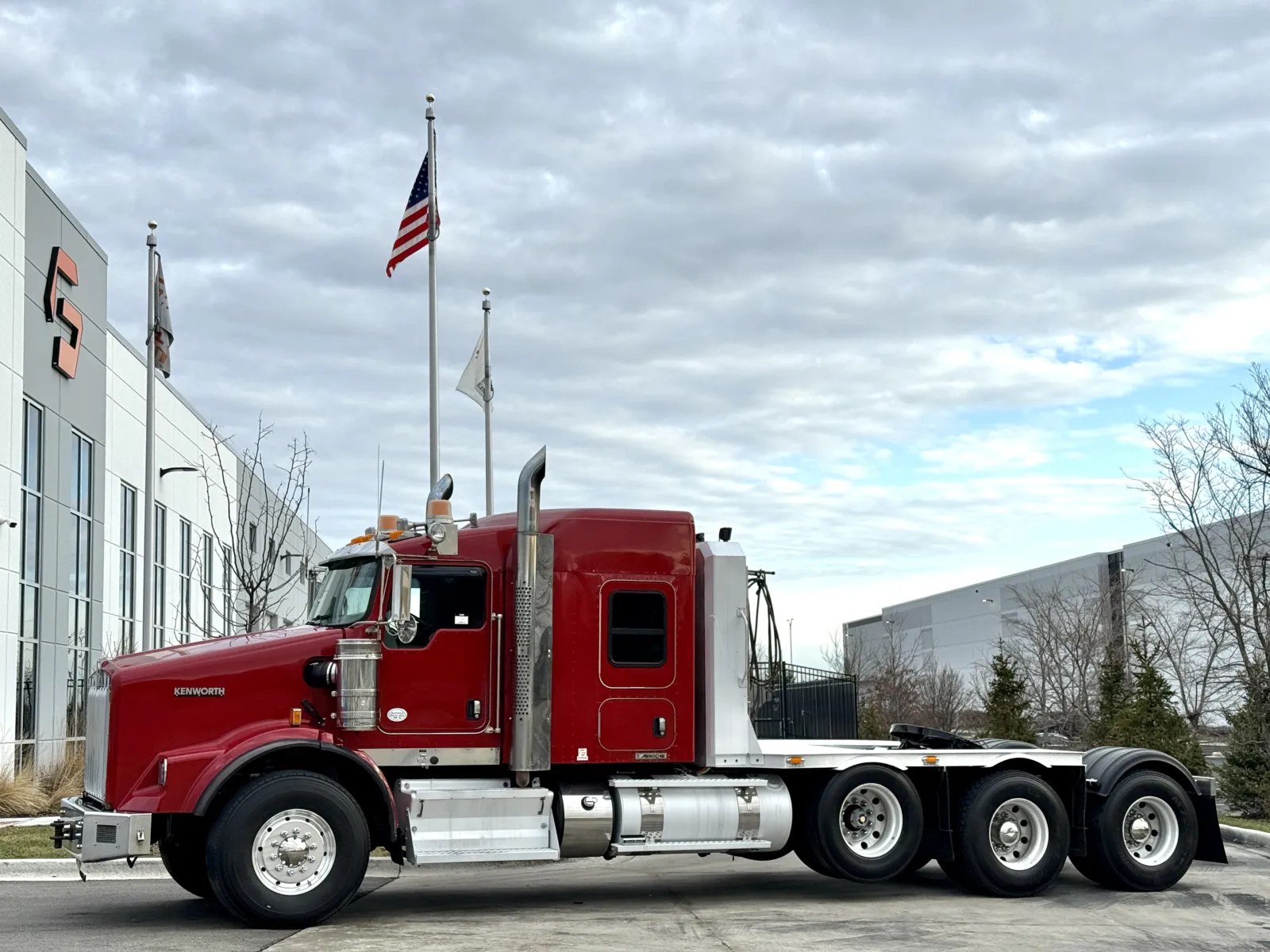 2014 Kenworth T800 - image 1