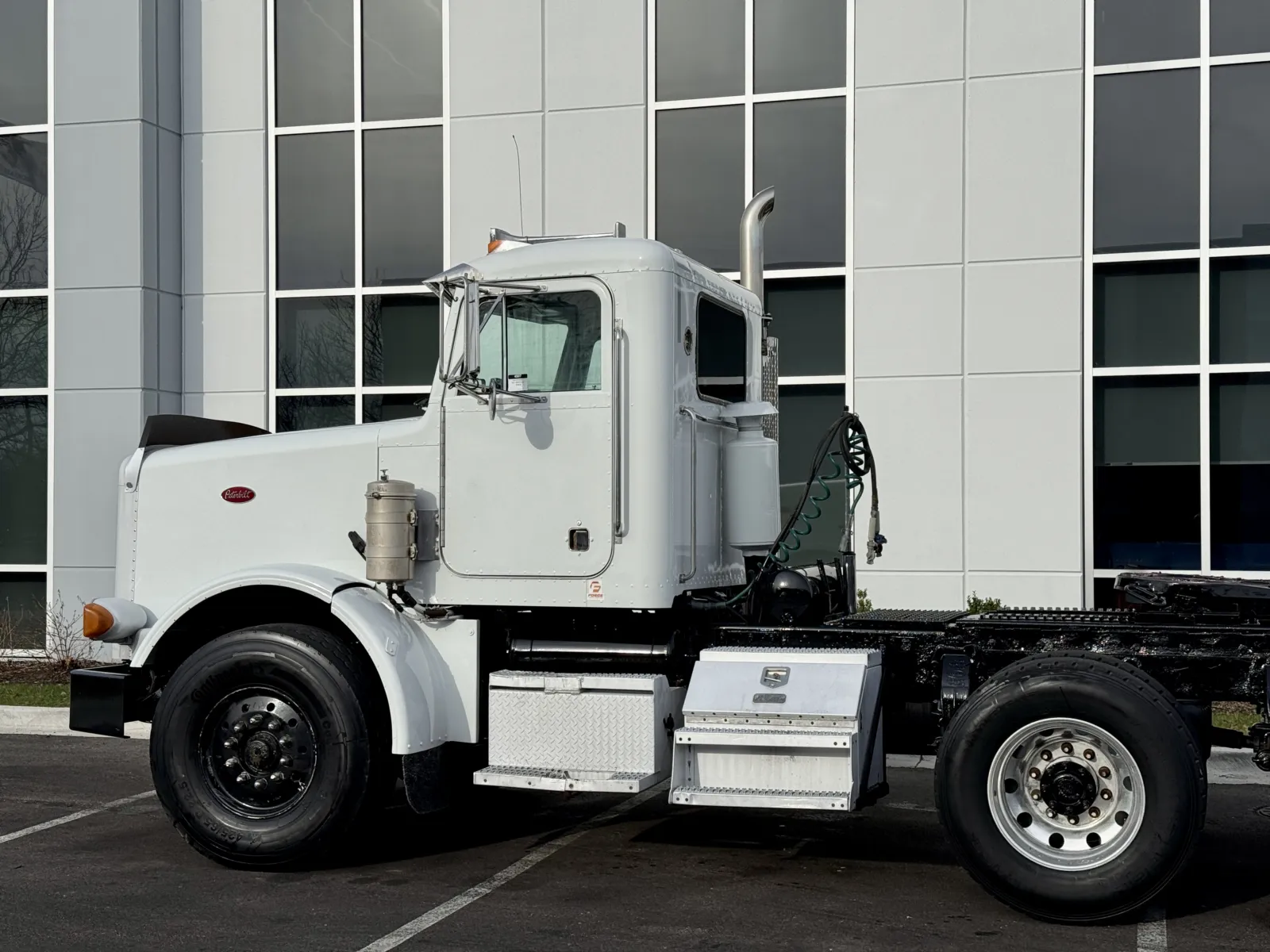 1994 Peterbilt - image 8