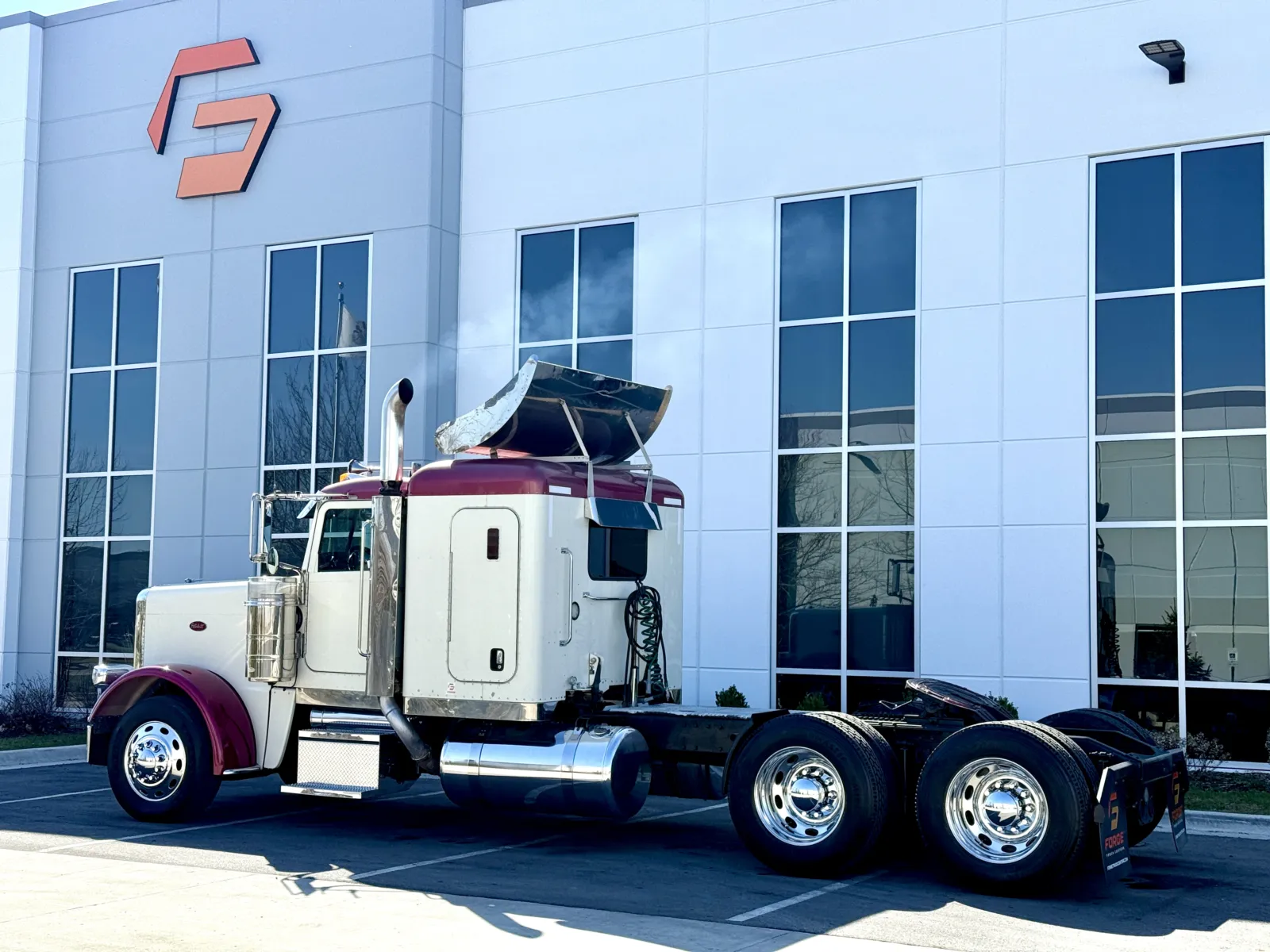 2008 Peterbilt - image 6