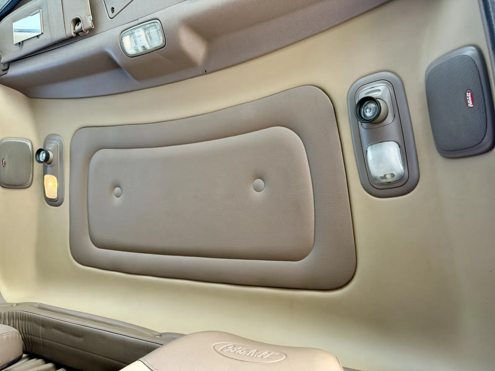 2008 Peterbilt - image 21