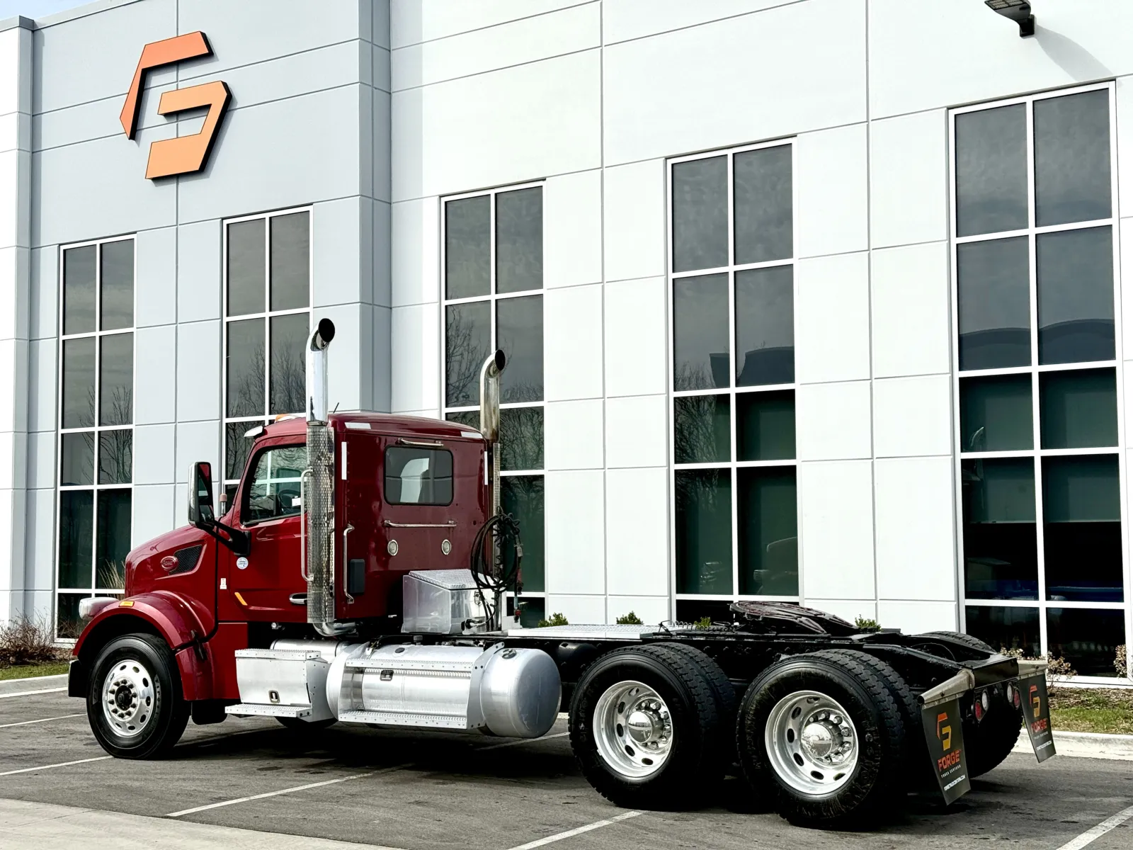 2020 Peterbilt 567 - image 6