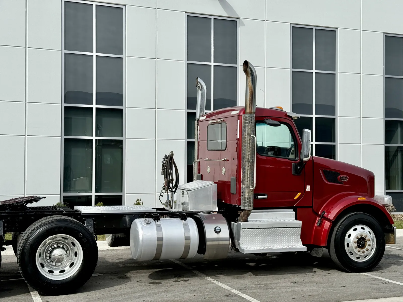 2020 Peterbilt 567 - image 7