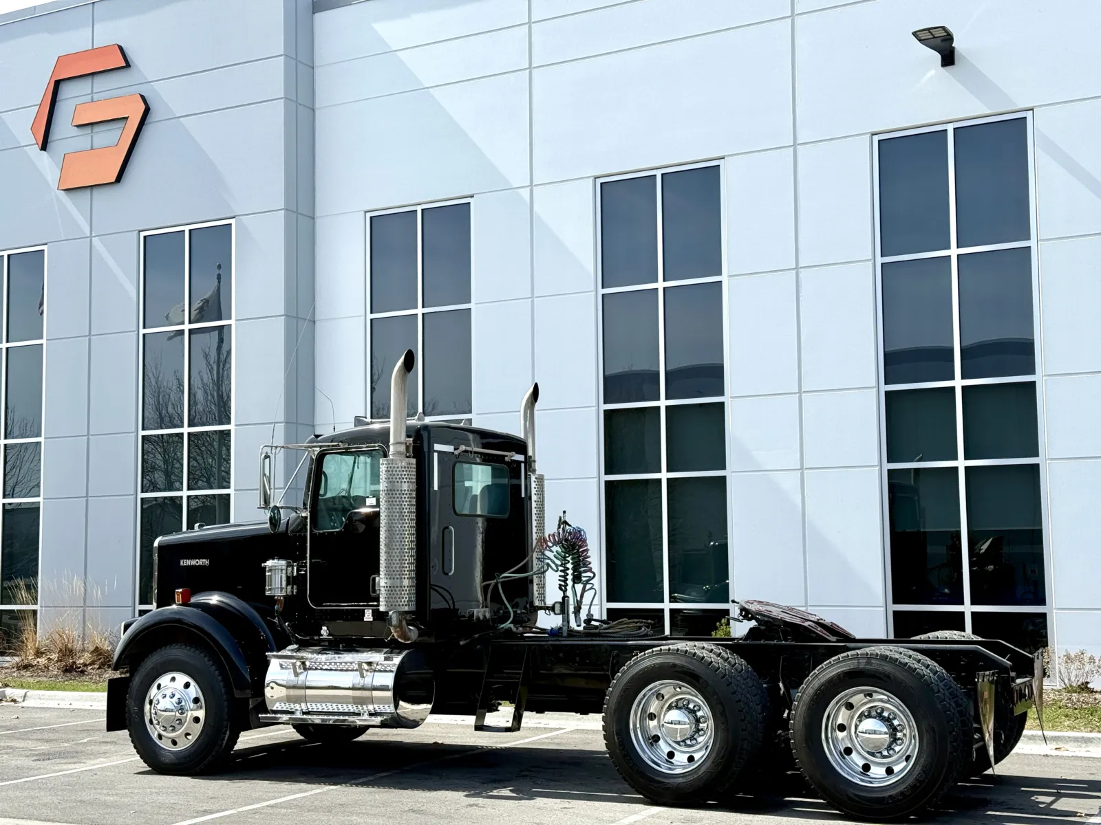 2007 Kenworth W900 - image 6