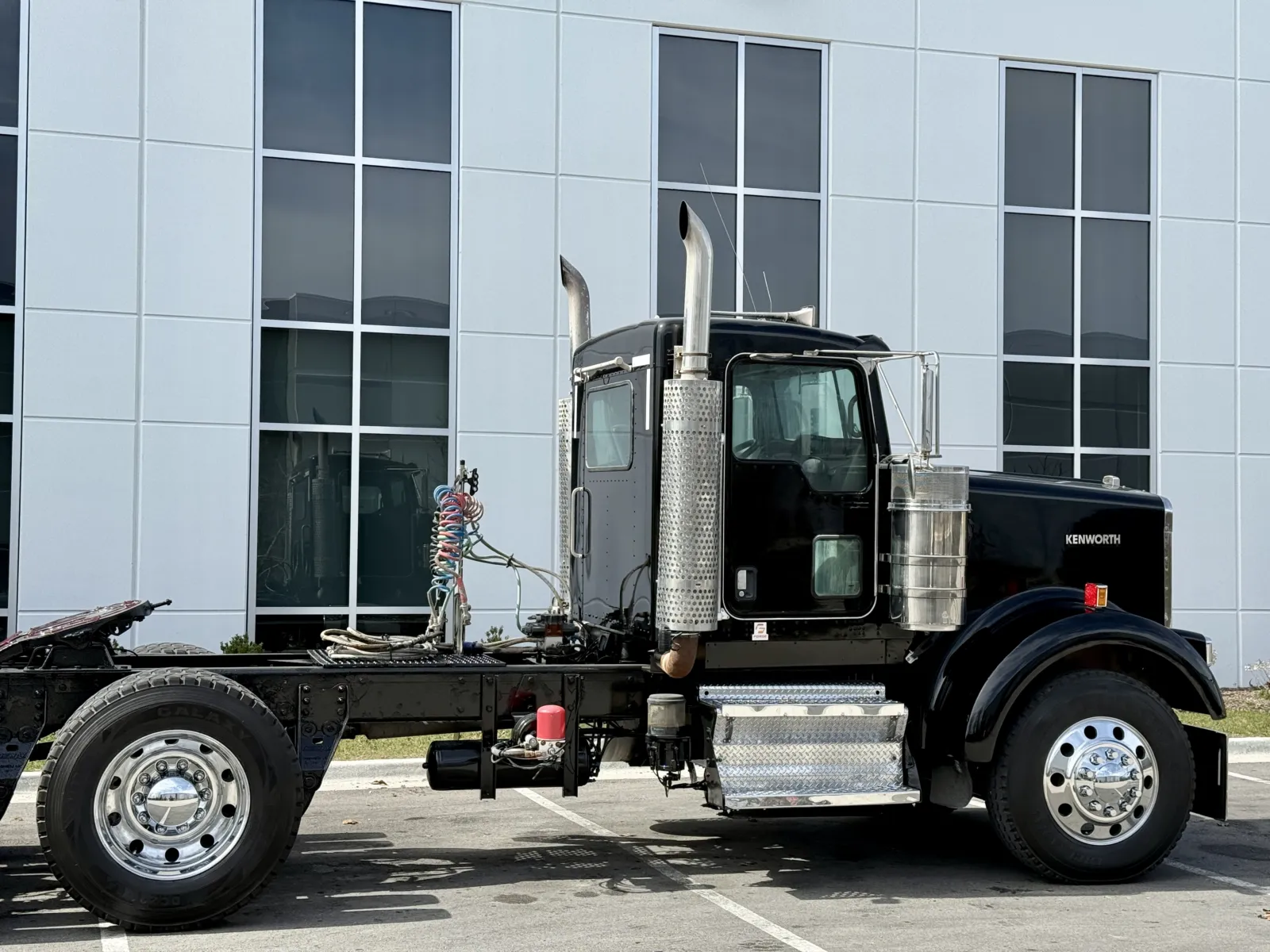 2007 Kenworth W900 - image 7