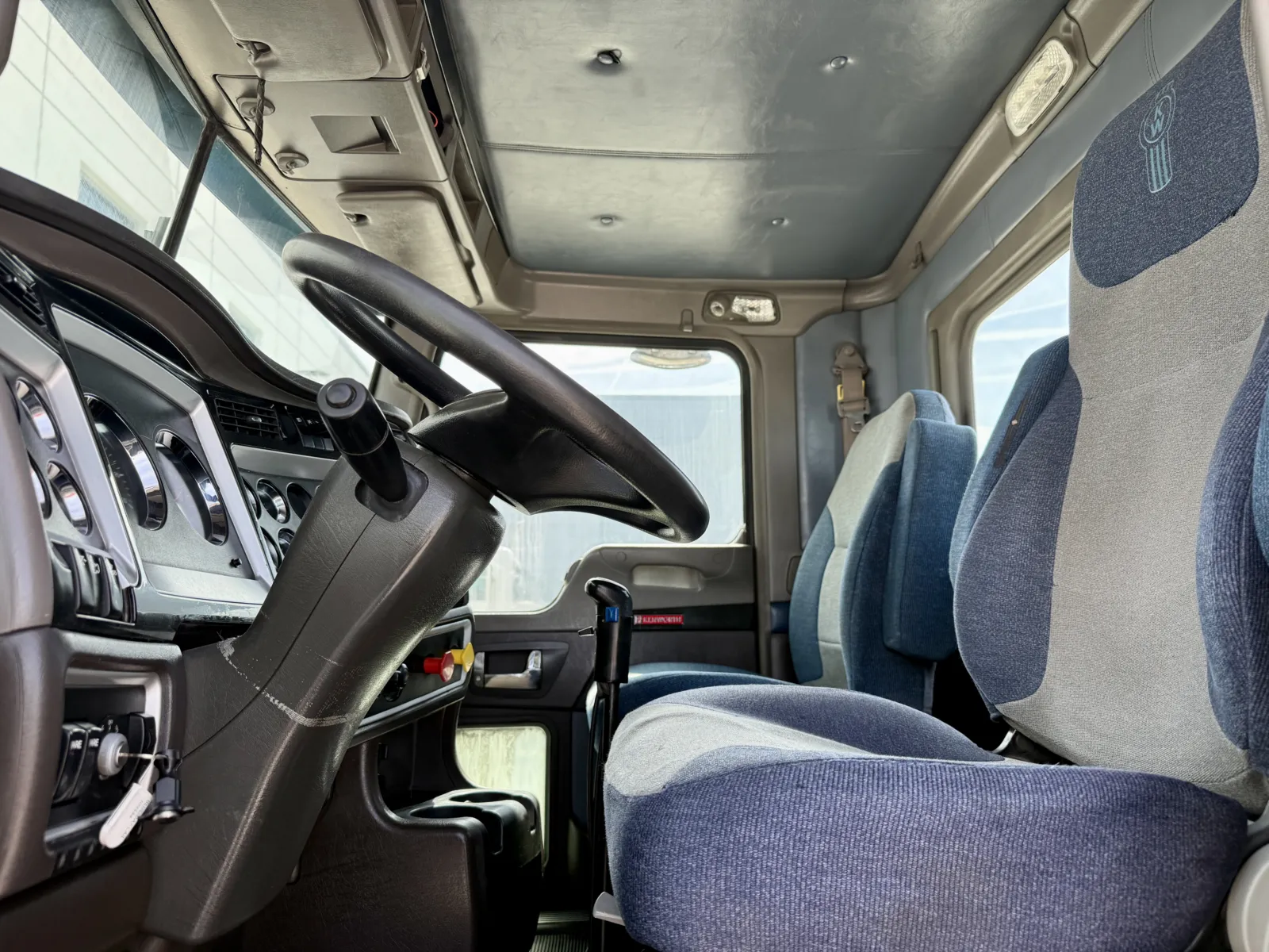 2007 Kenworth W900 - image 14