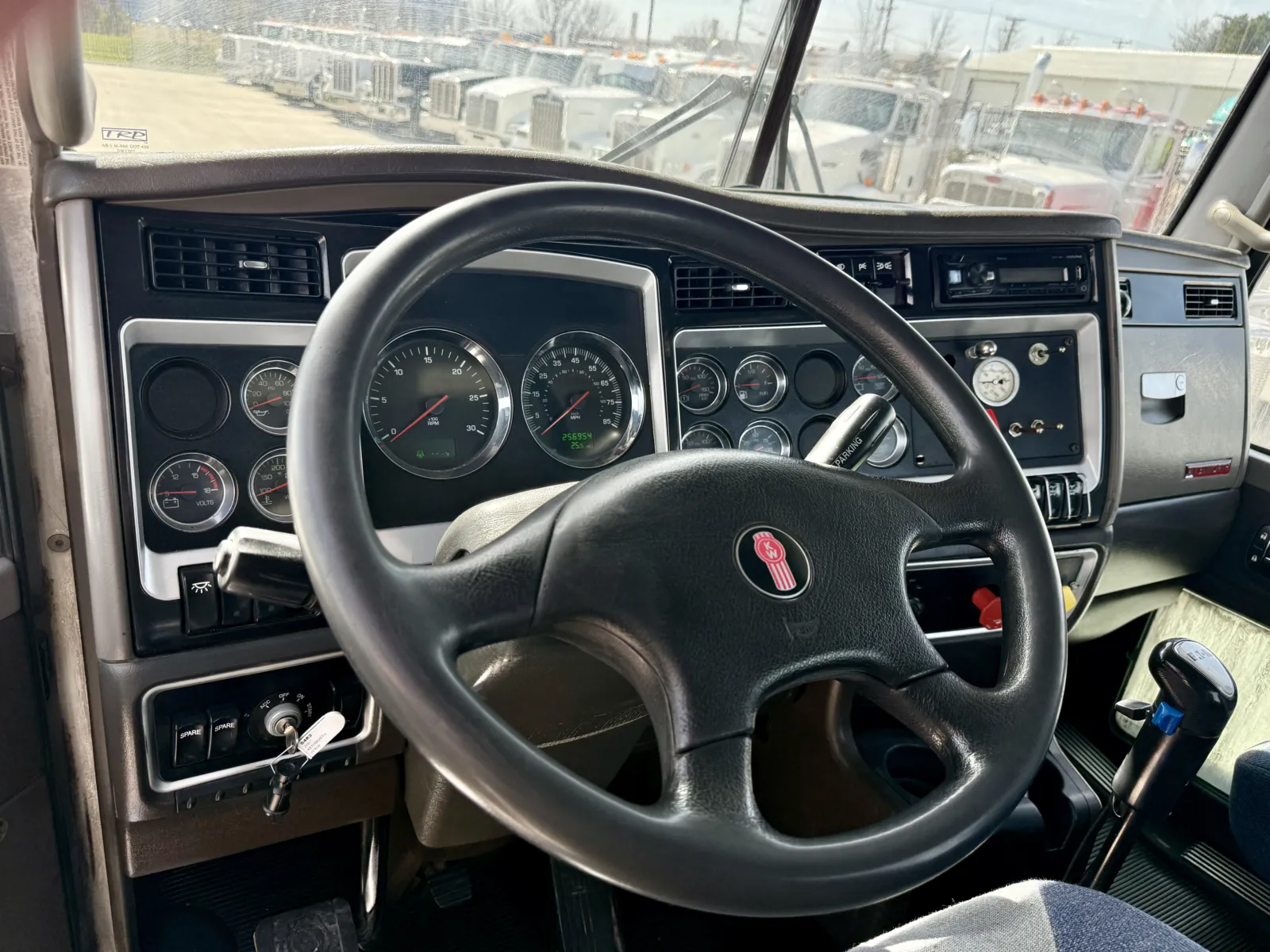 2007 Kenworth W900 - image 15