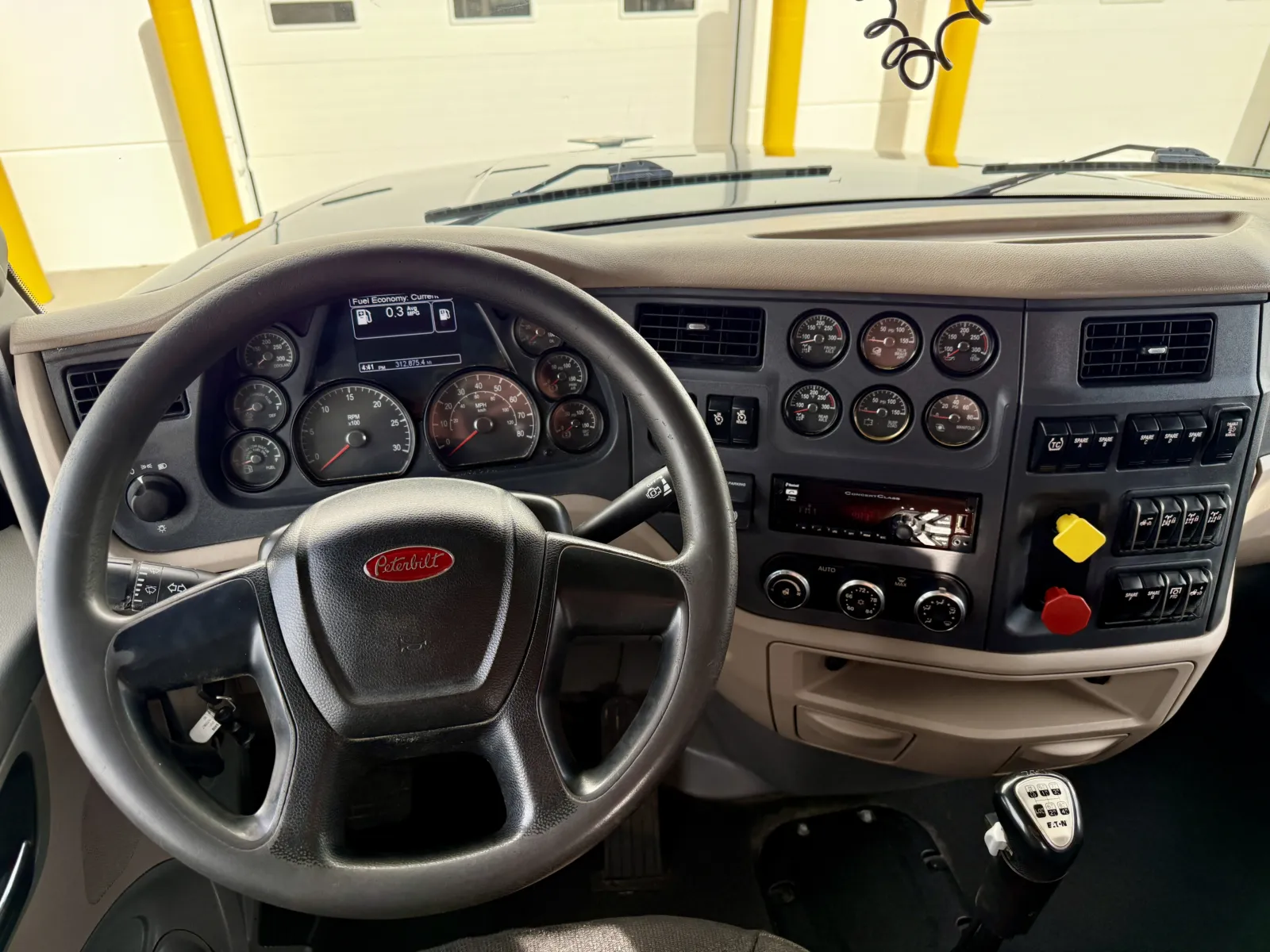 2020 Peterbilt 567 - image 16