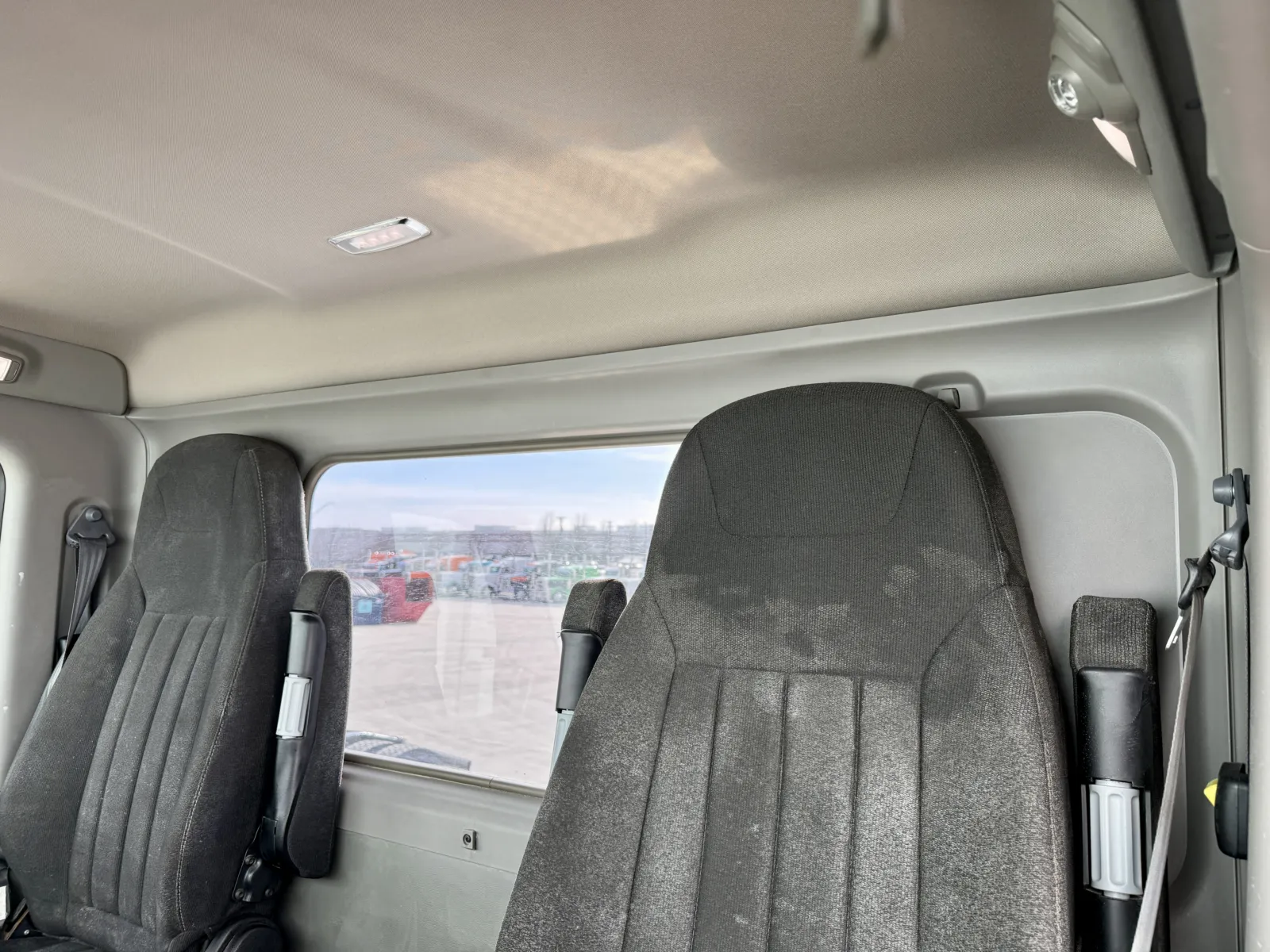 2020 Peterbilt 567 - image 20